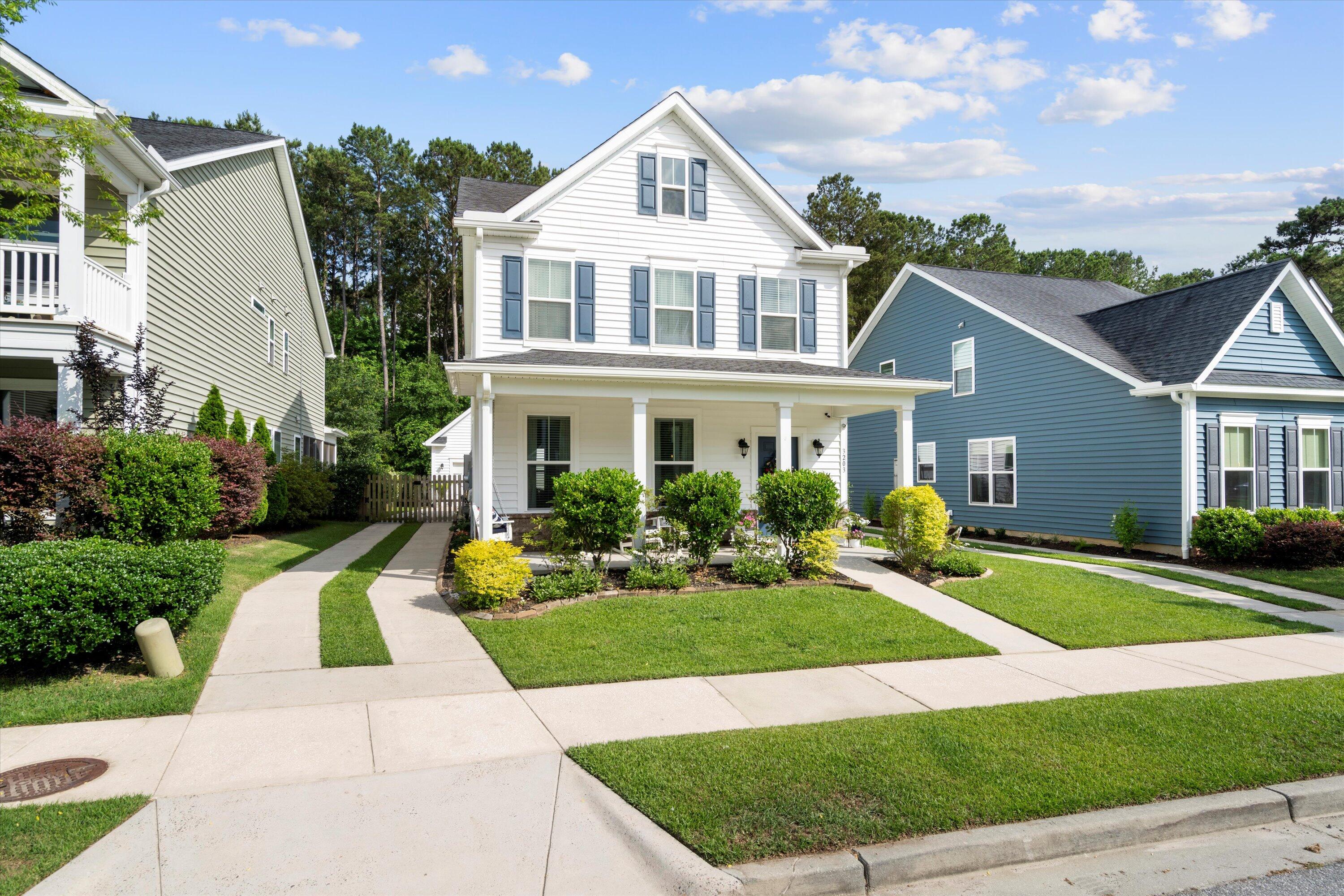 3203 Moonlight Drive