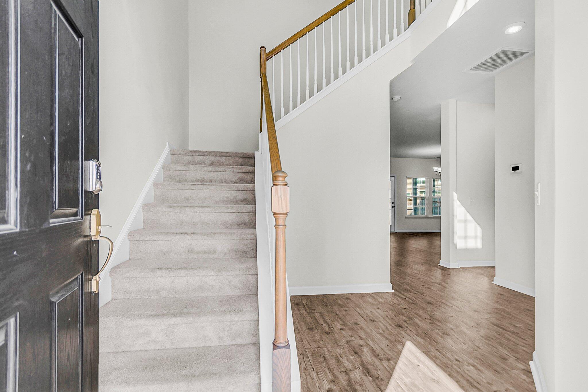 9915 Honeylocust Lane