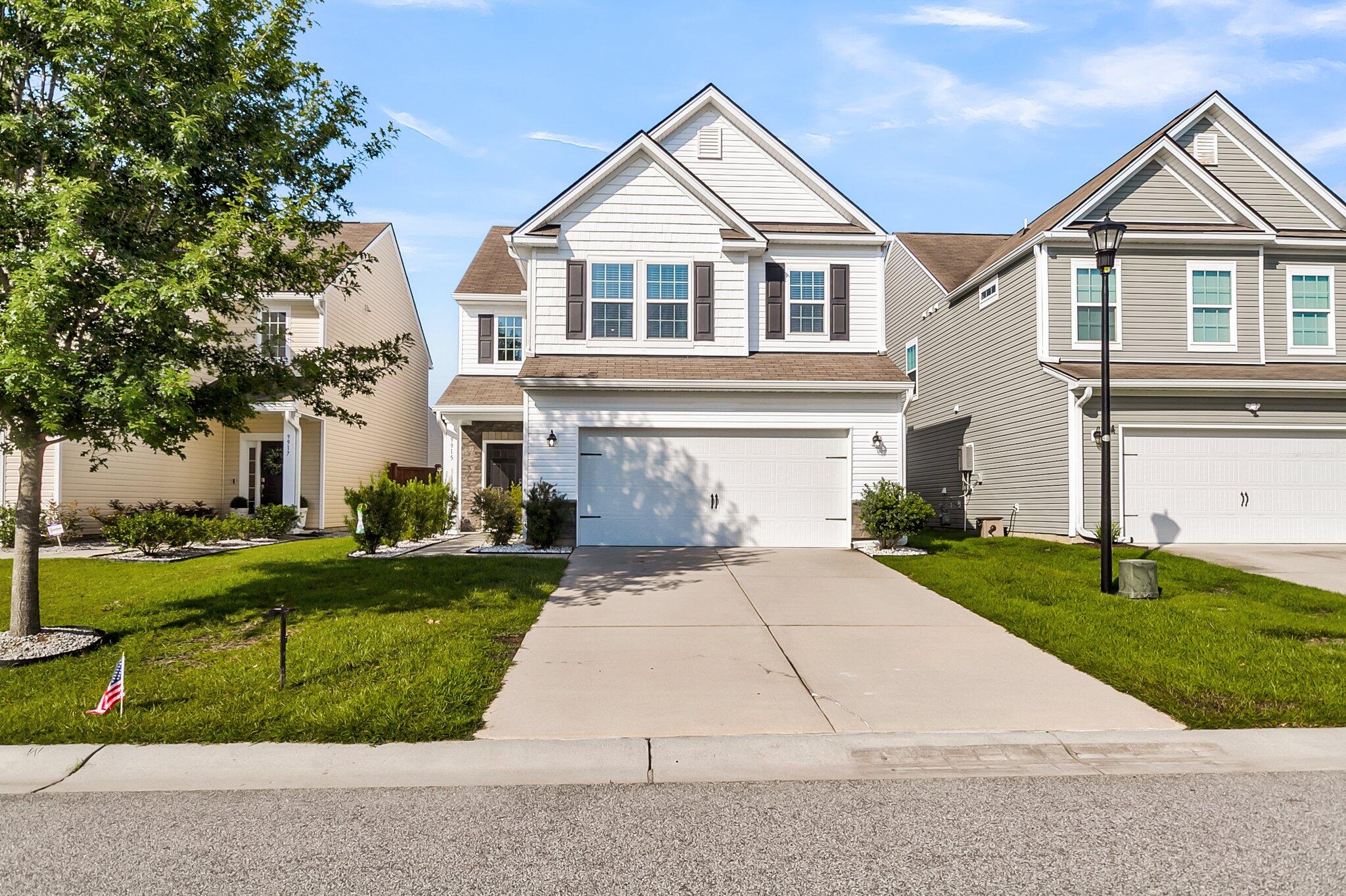 9915 Honeylocust Lane