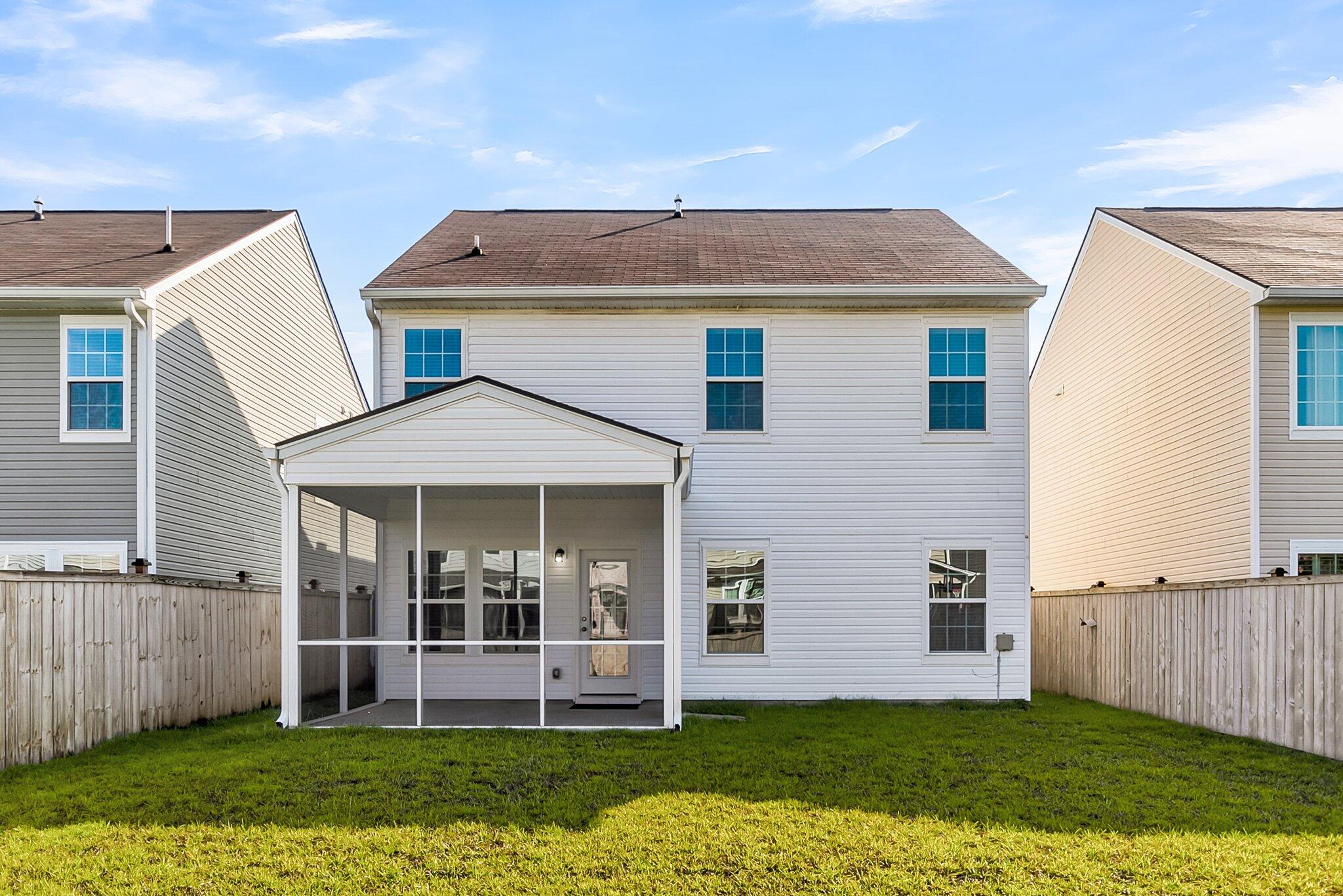 9915 Honeylocust Lane