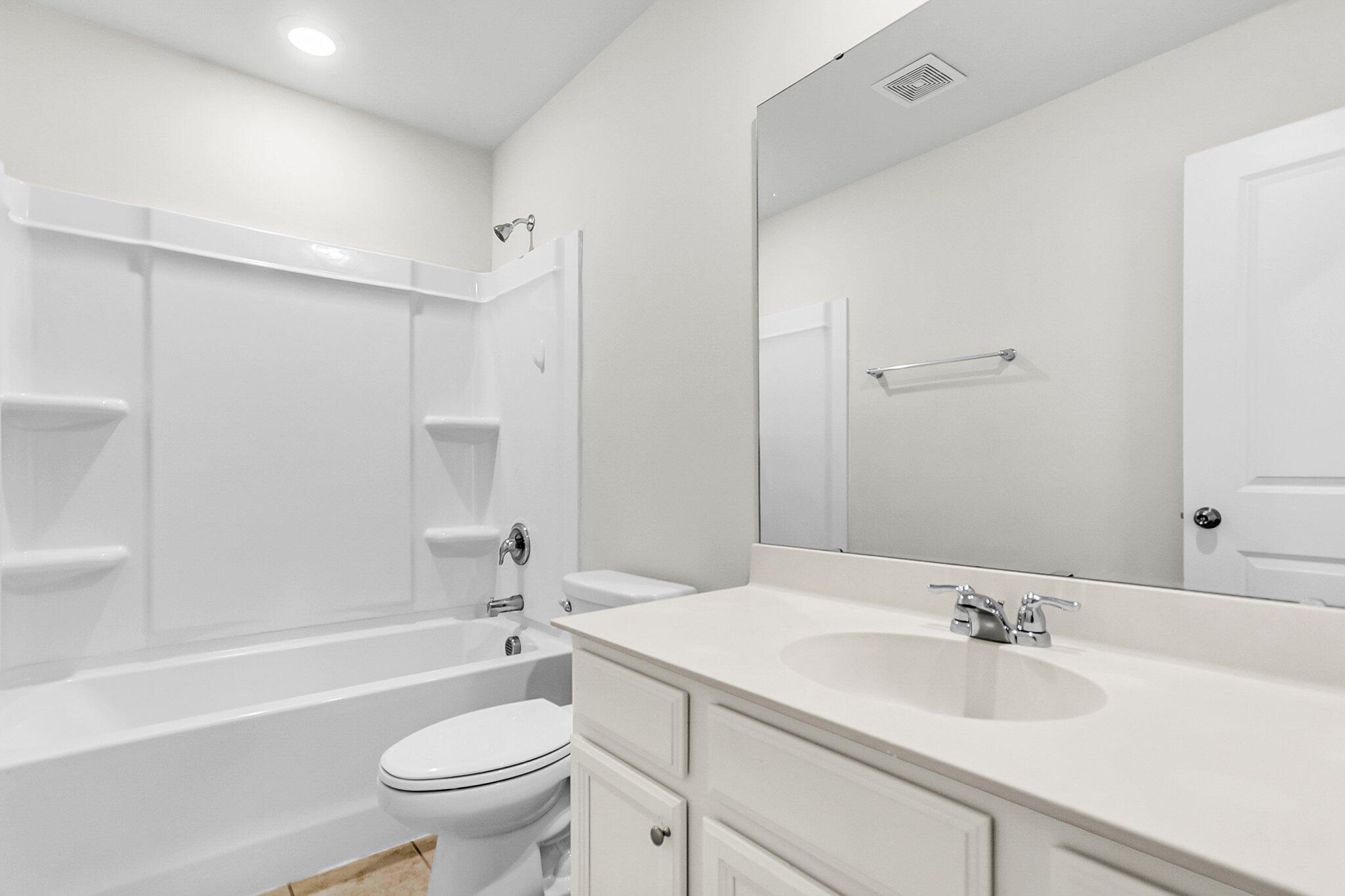 9915 Honeylocust Lane