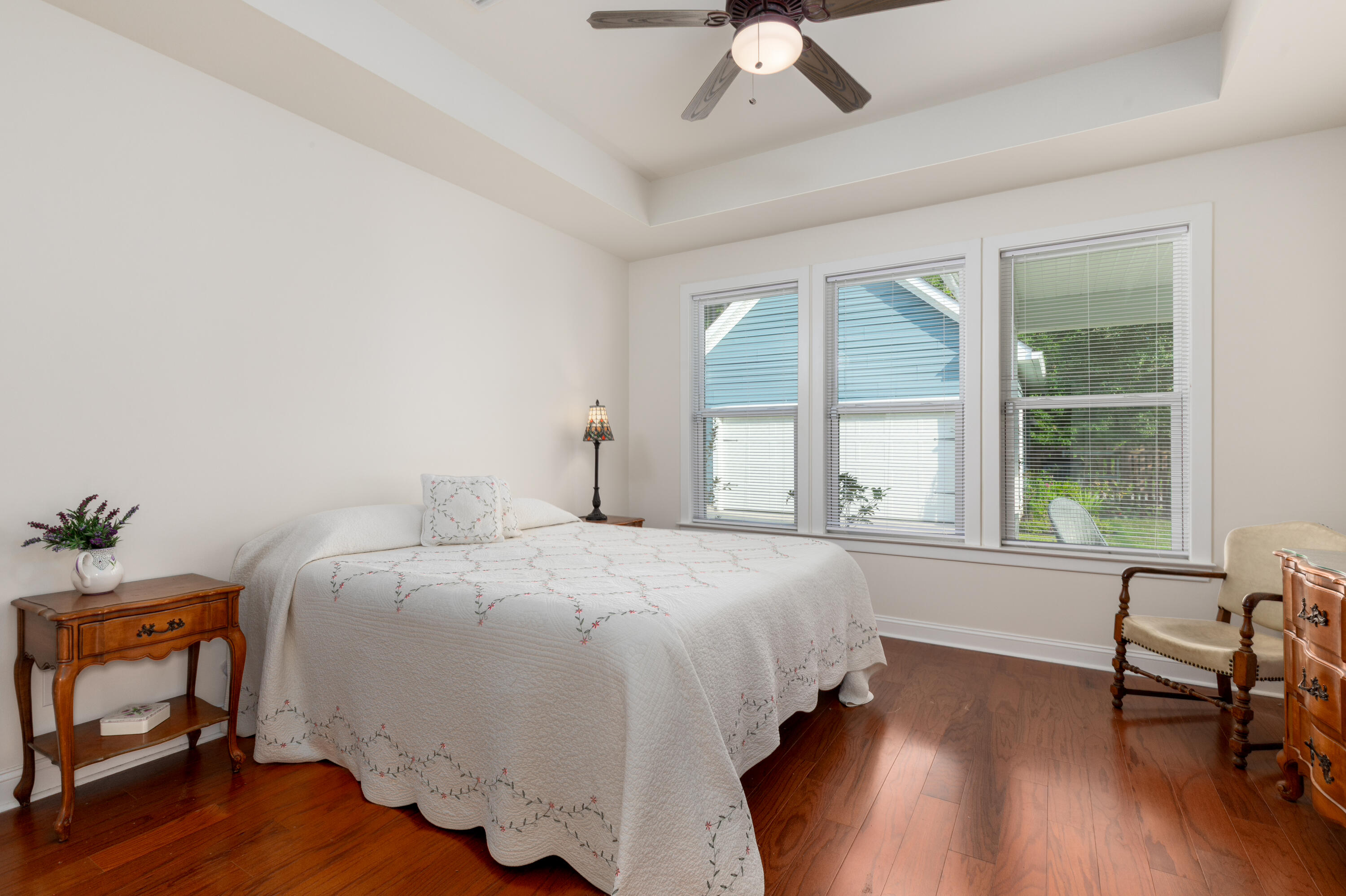 3201 Moonlight Drive