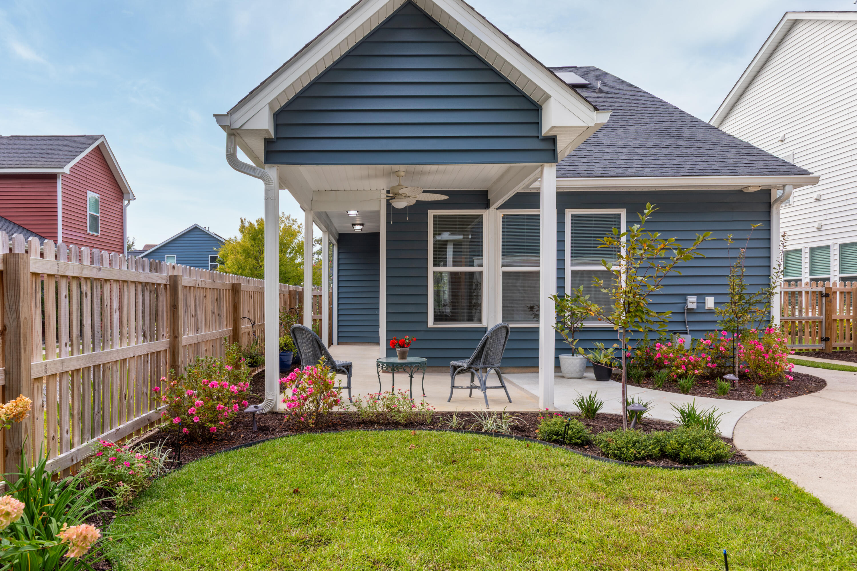 3201 Moonlight Drive