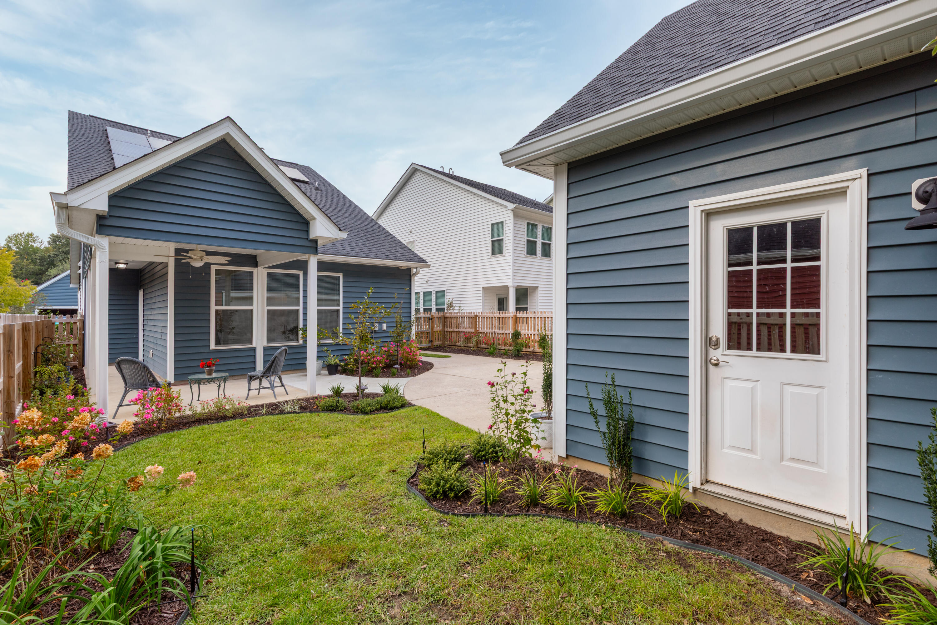 3201 Moonlight Drive