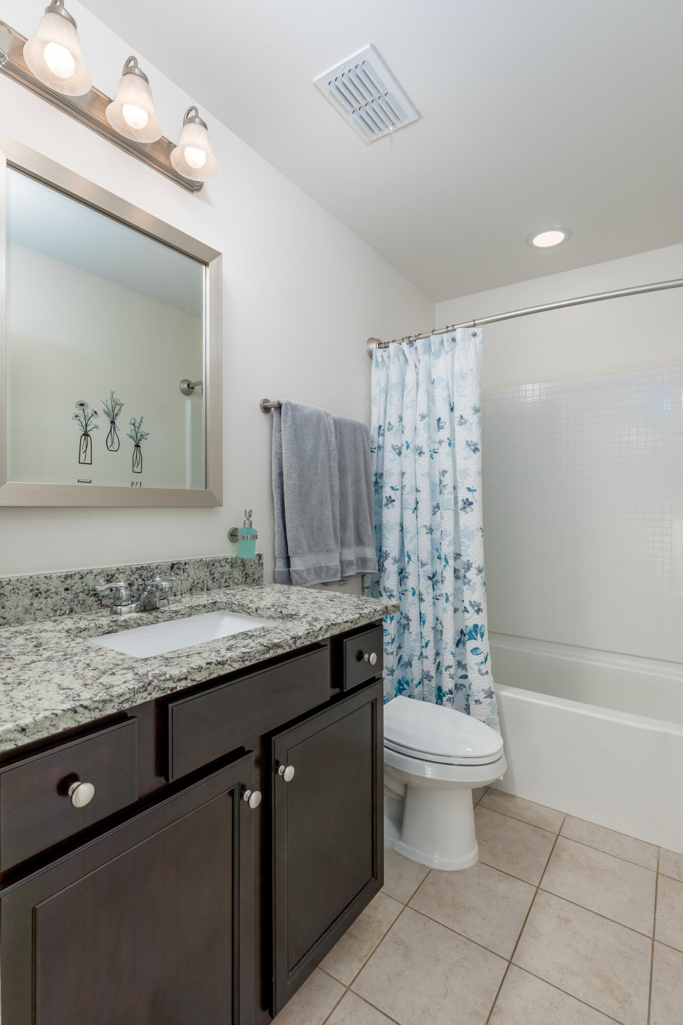 3201 Moonlight Drive