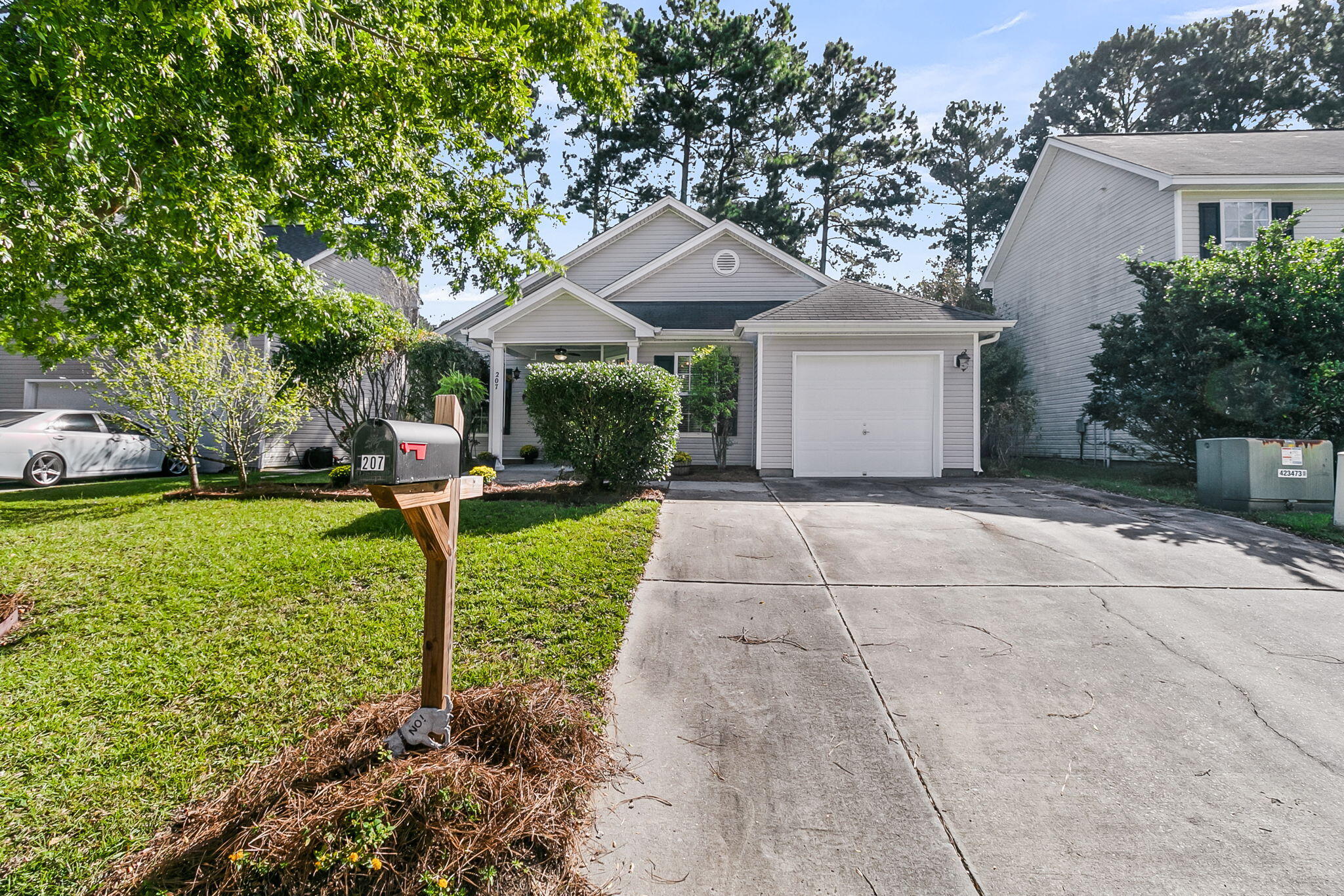 207 Bainsbury Lane