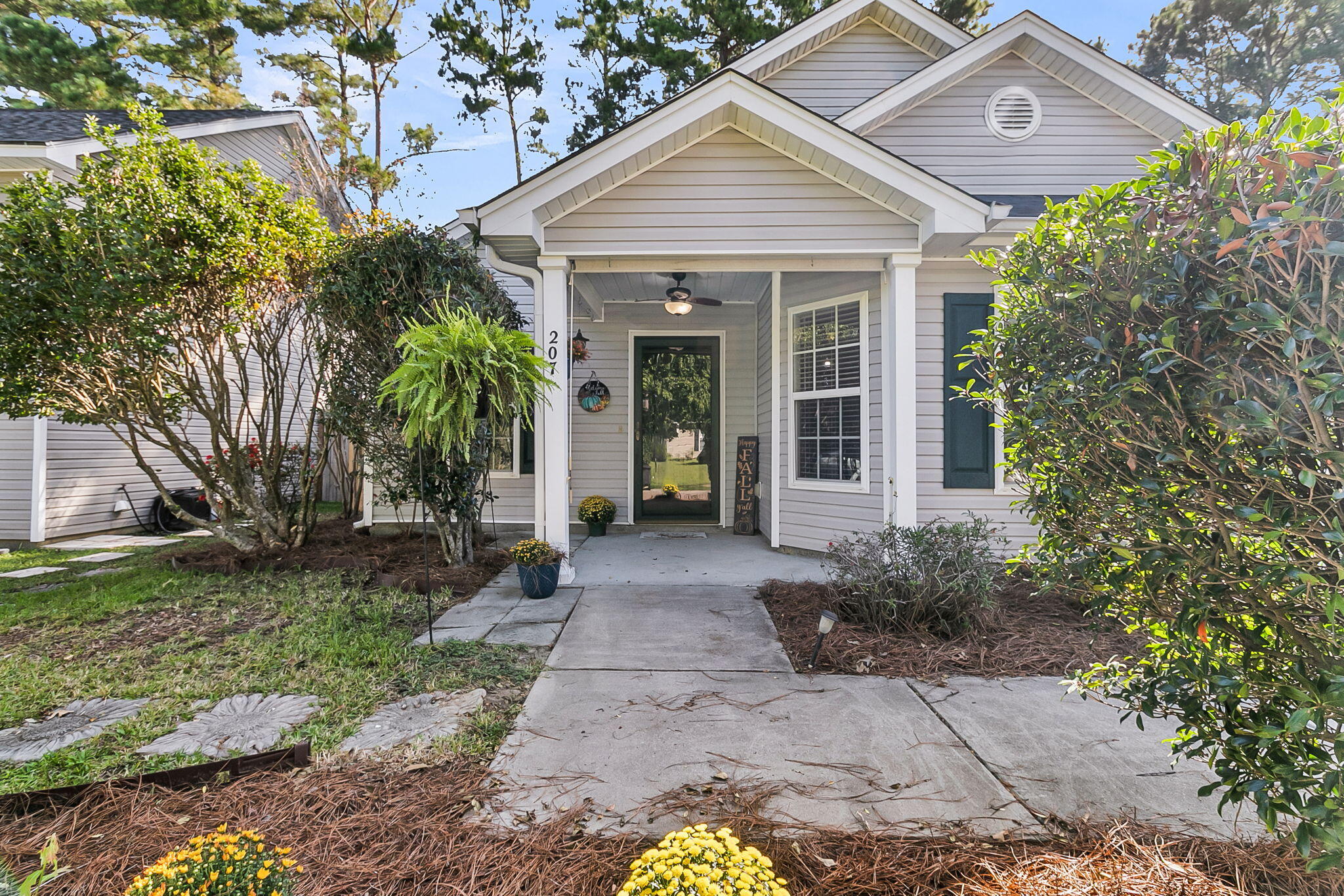 207 Bainsbury Lane