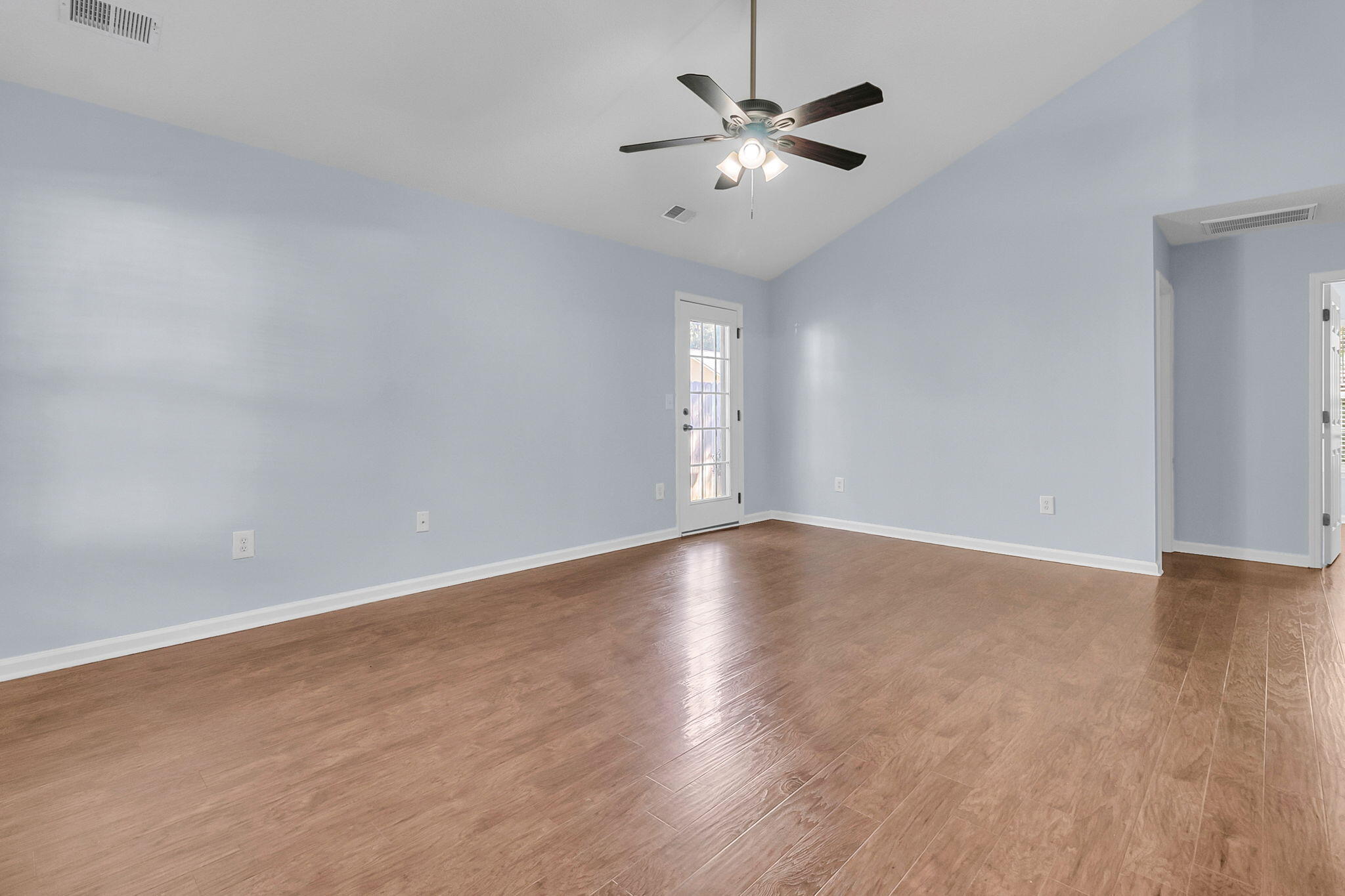 207 Bainsbury Lane