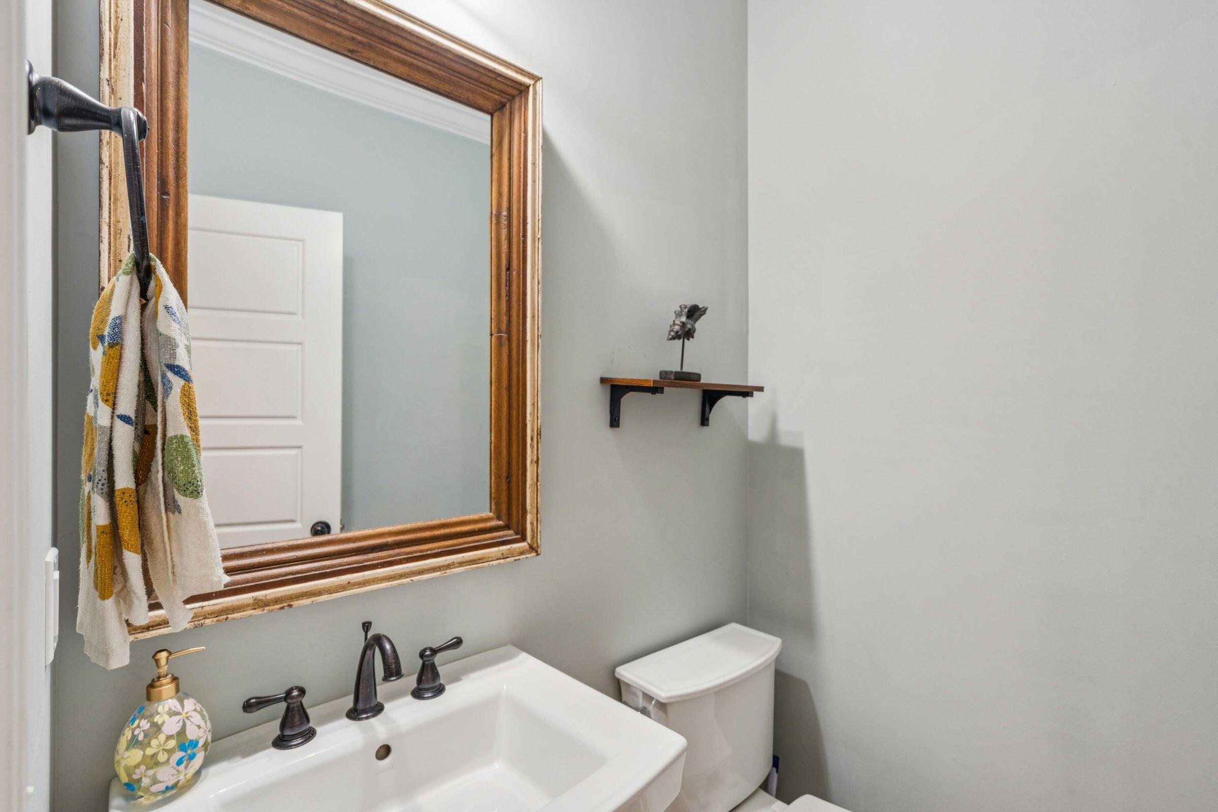 216 Foxbank Plantation Boulevard