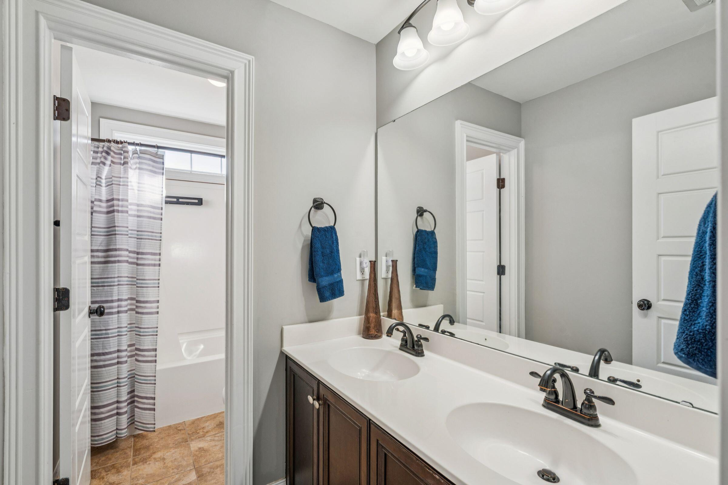 216 Foxbank Plantation Boulevard