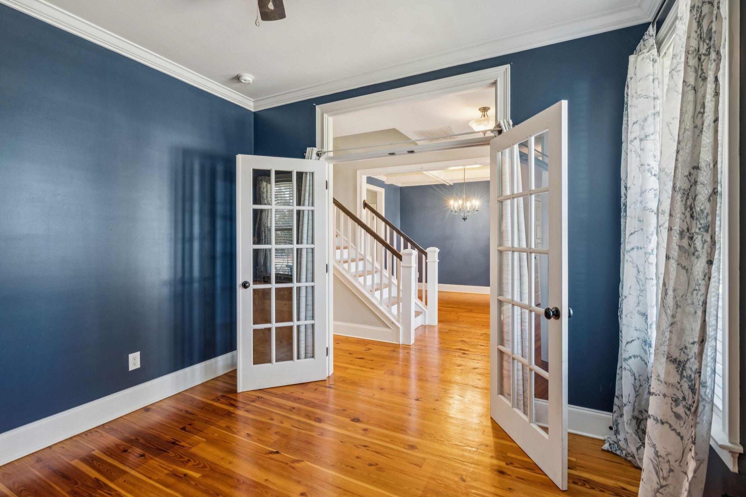 216 Foxbank Plantation Boulevard