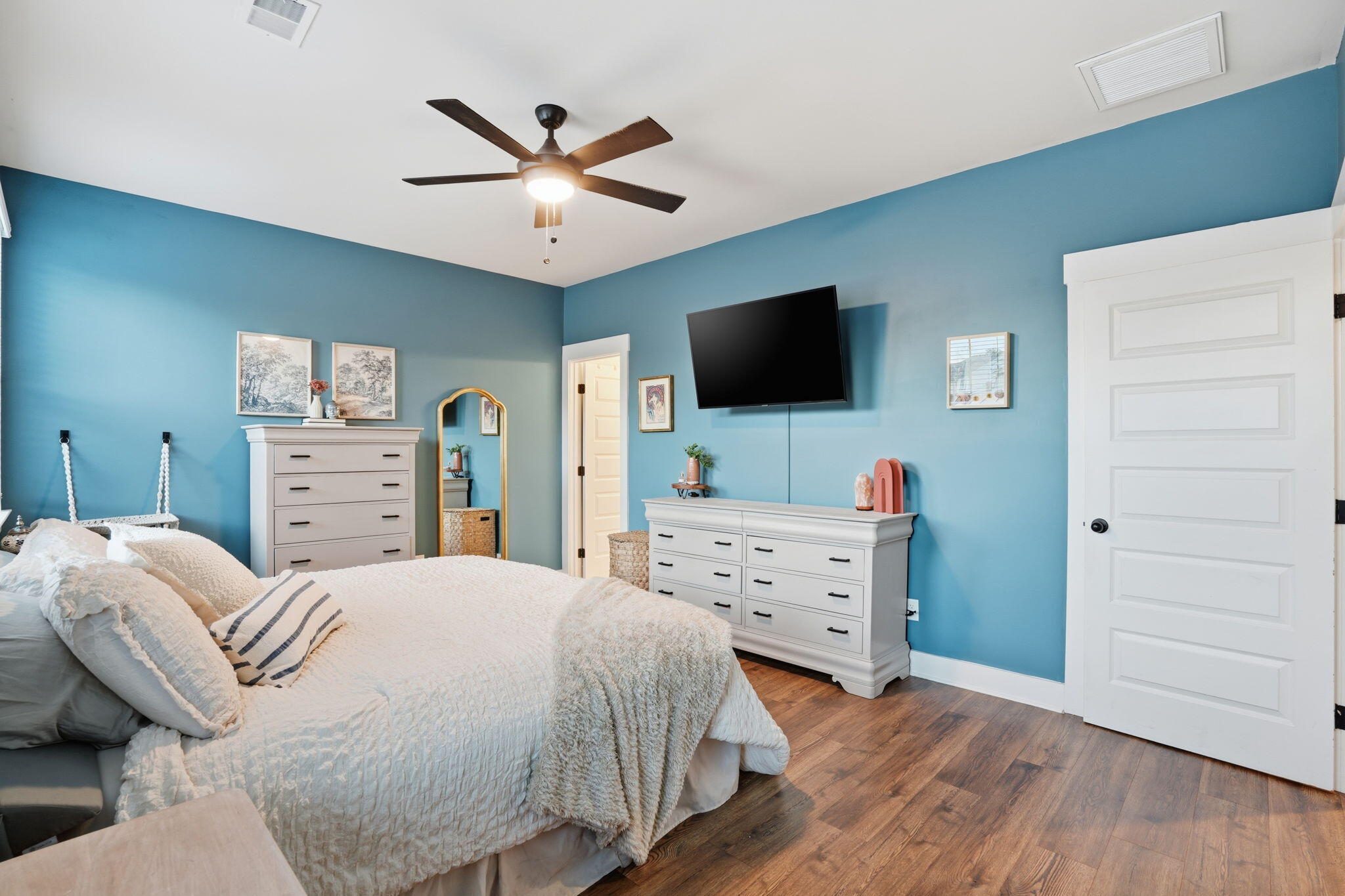 5106 Park Creek Avenue