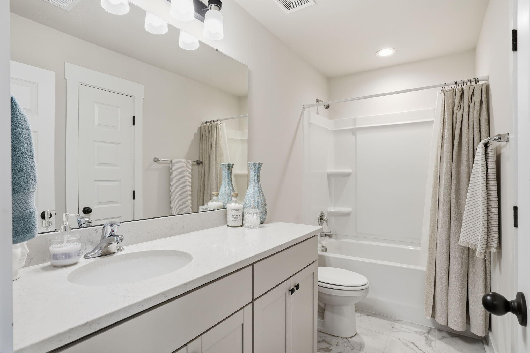 5106 Park Creek Avenue