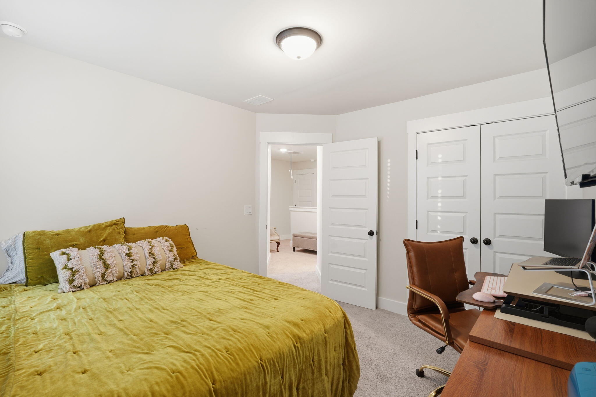 5106 Park Creek Avenue