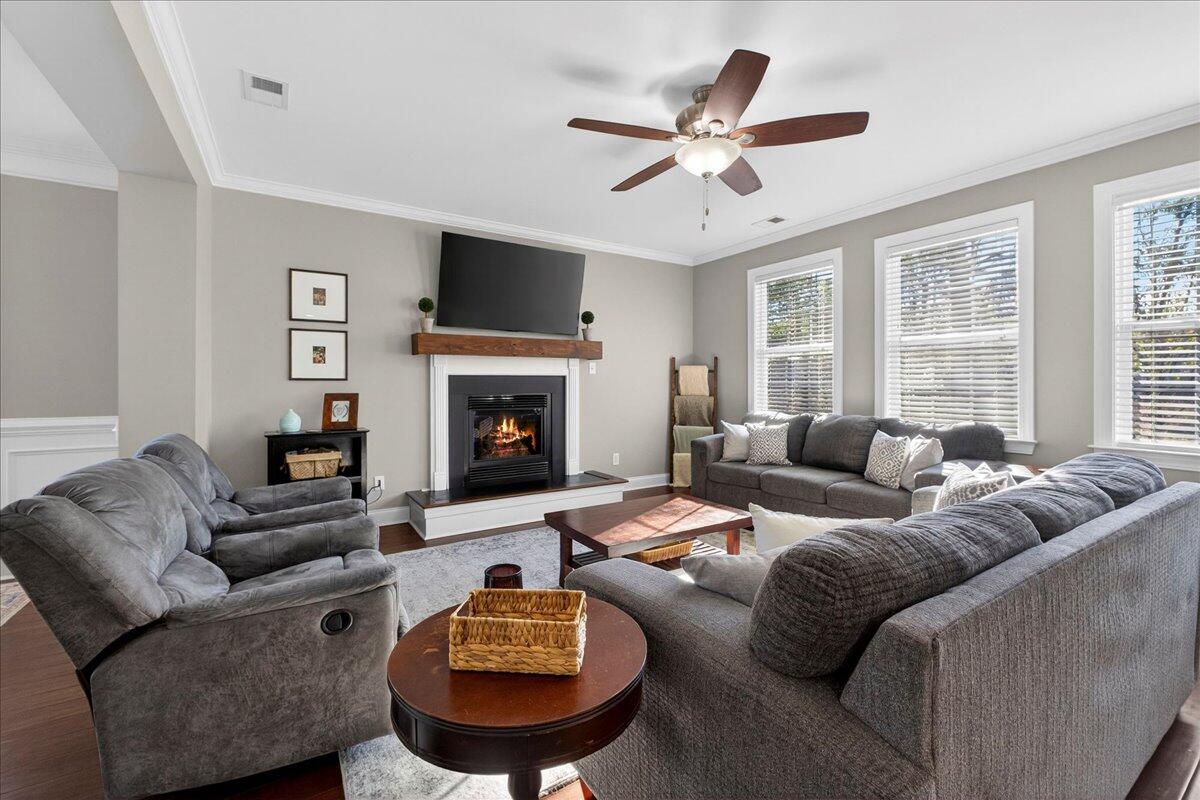 8519 Majestic Street