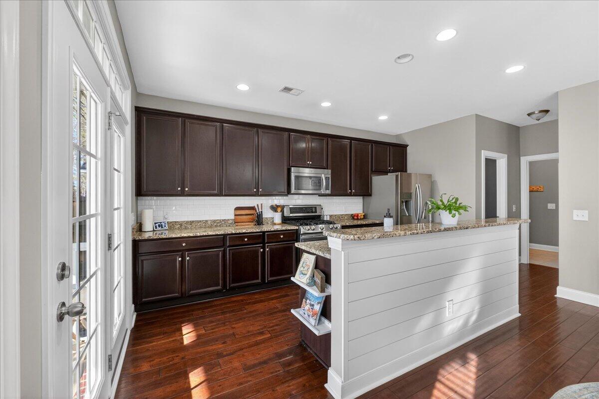 8519 Majestic Street