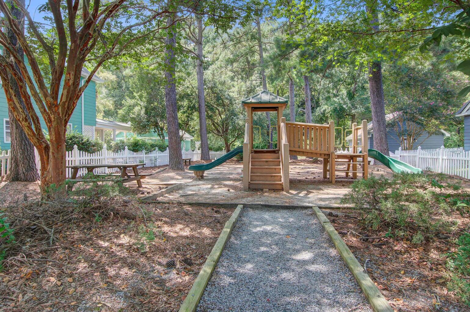 319 Pimpernel Street