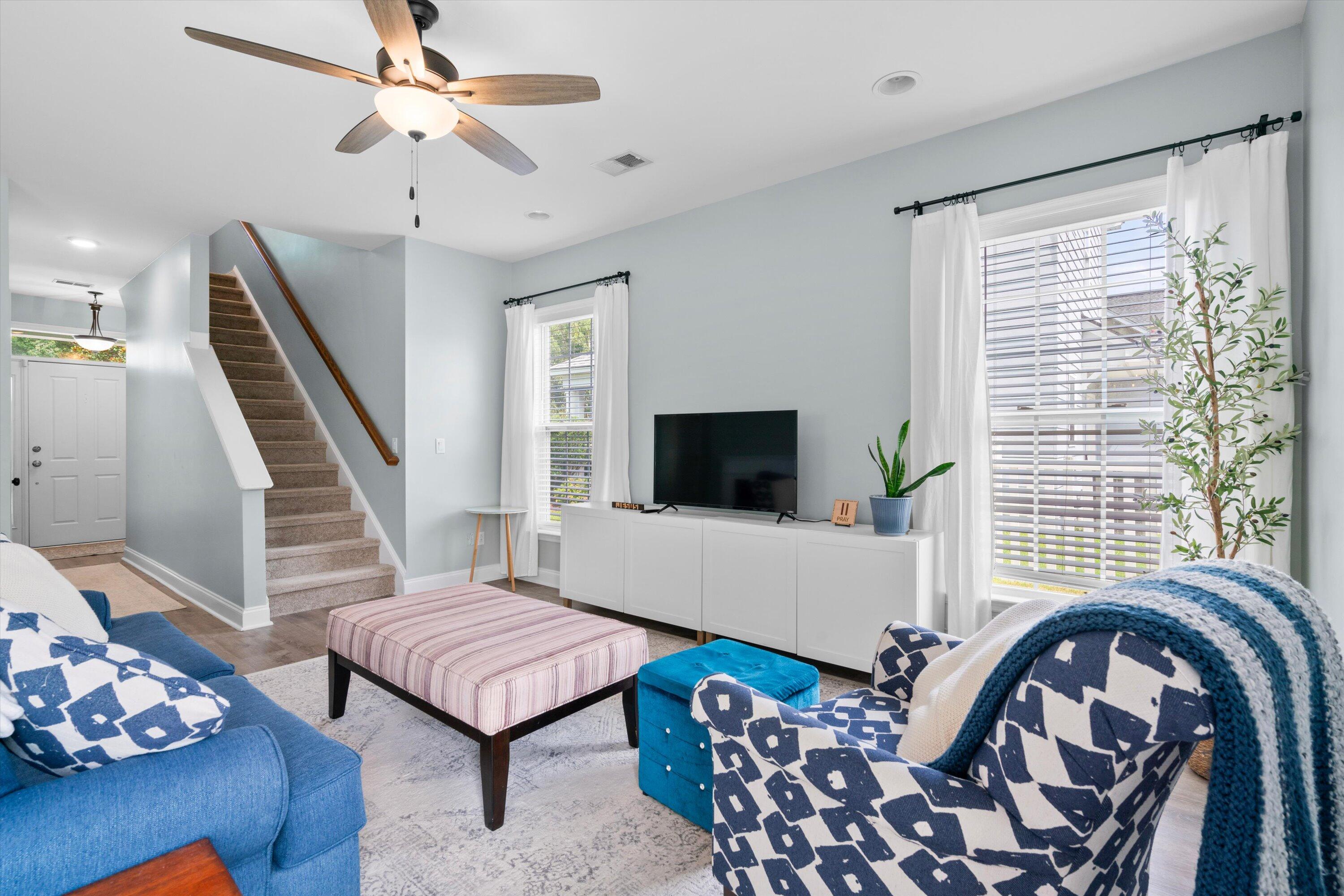 319 Pimpernel Street