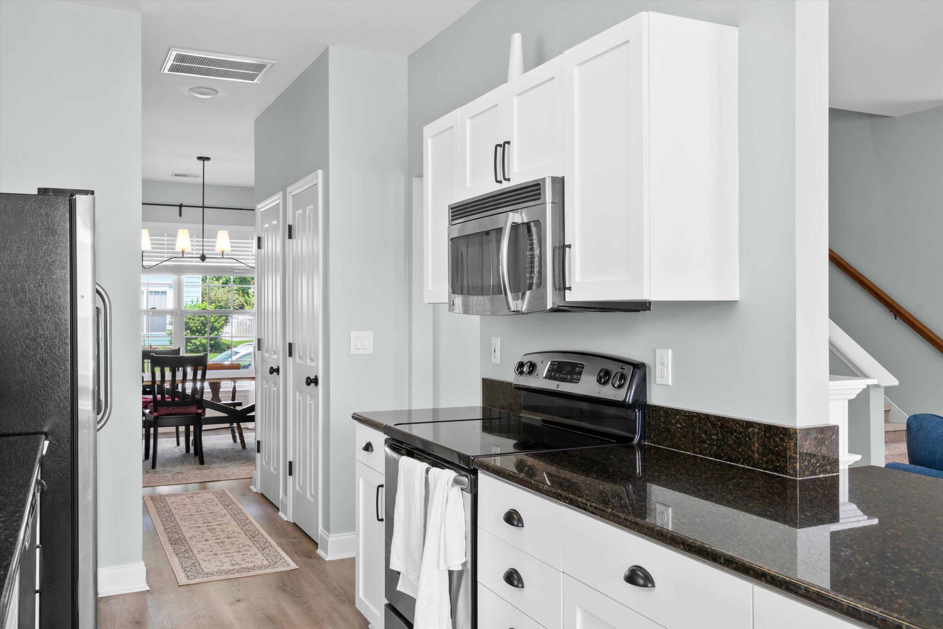 319 Pimpernel Street