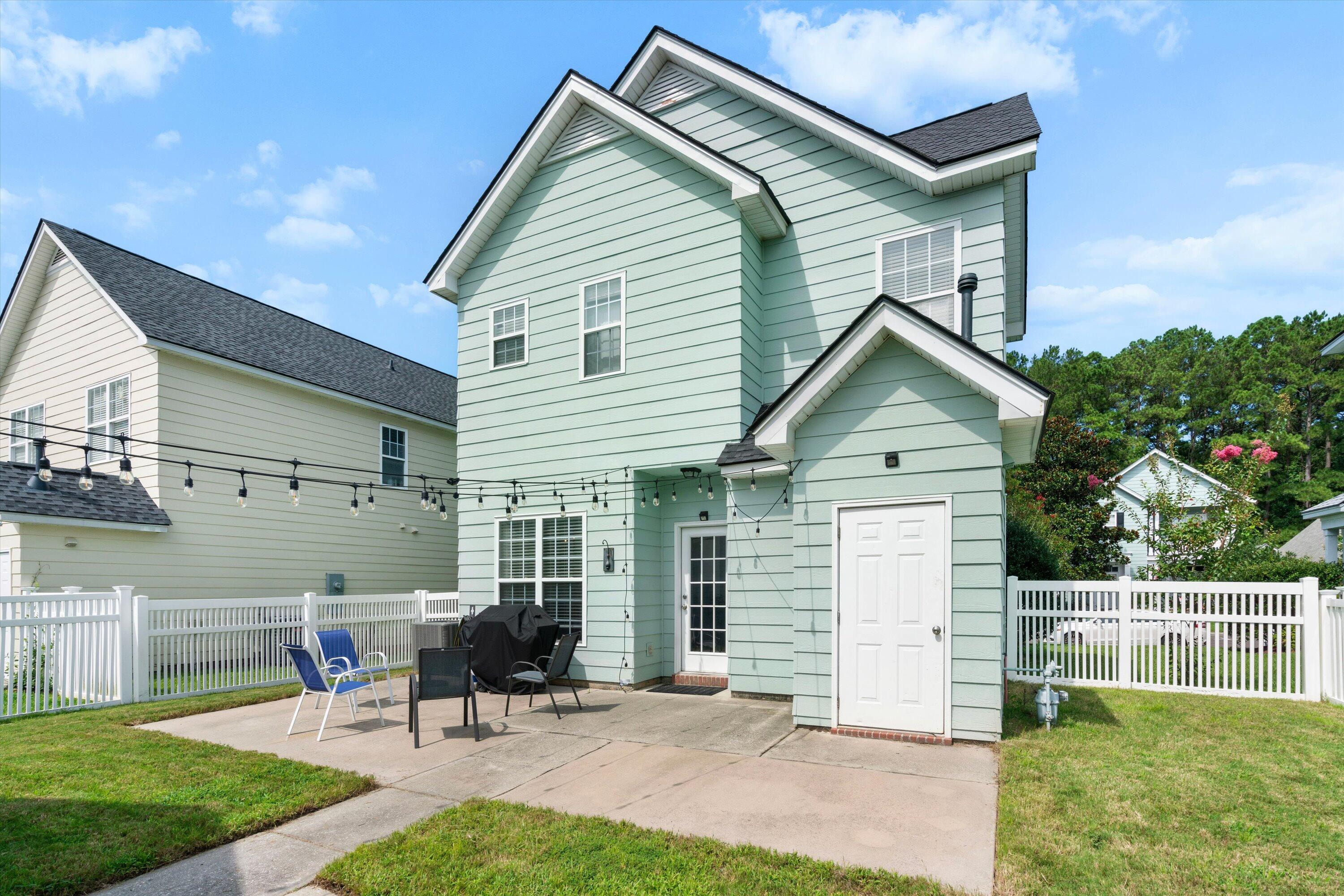 319 Pimpernel Street