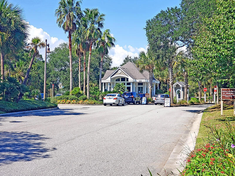 7600 Palmetto Drive # 222 Unit: D-222