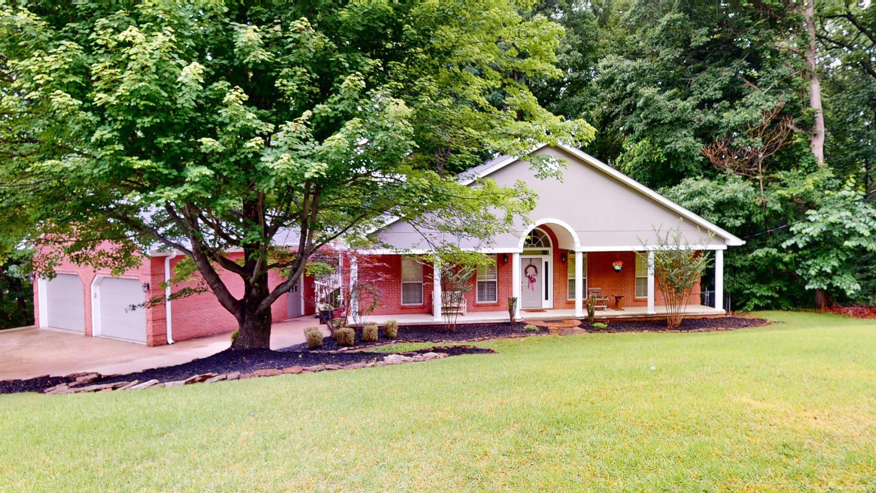 835 Oak Ridge Road
