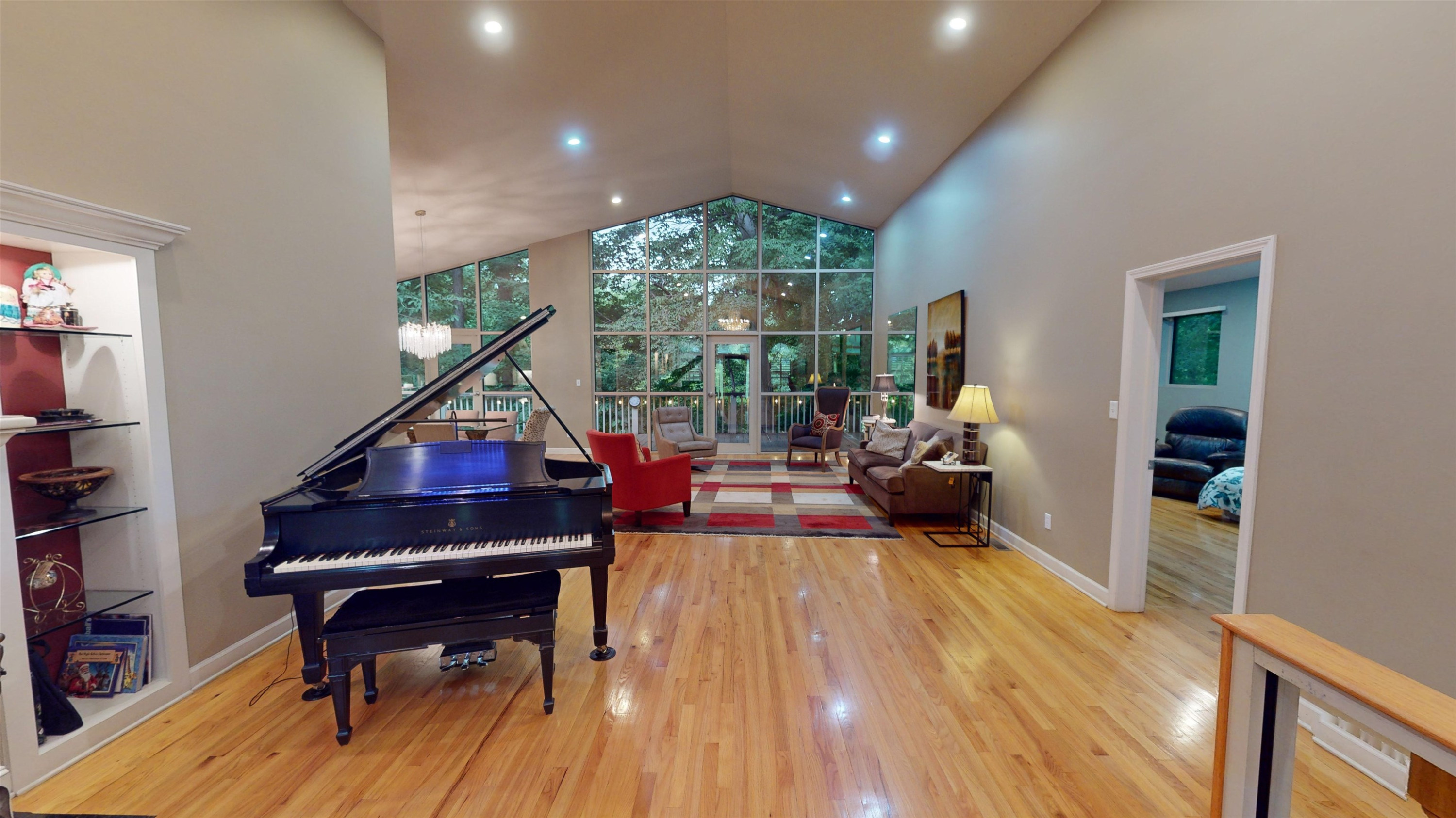 835 Oak Ridge Road