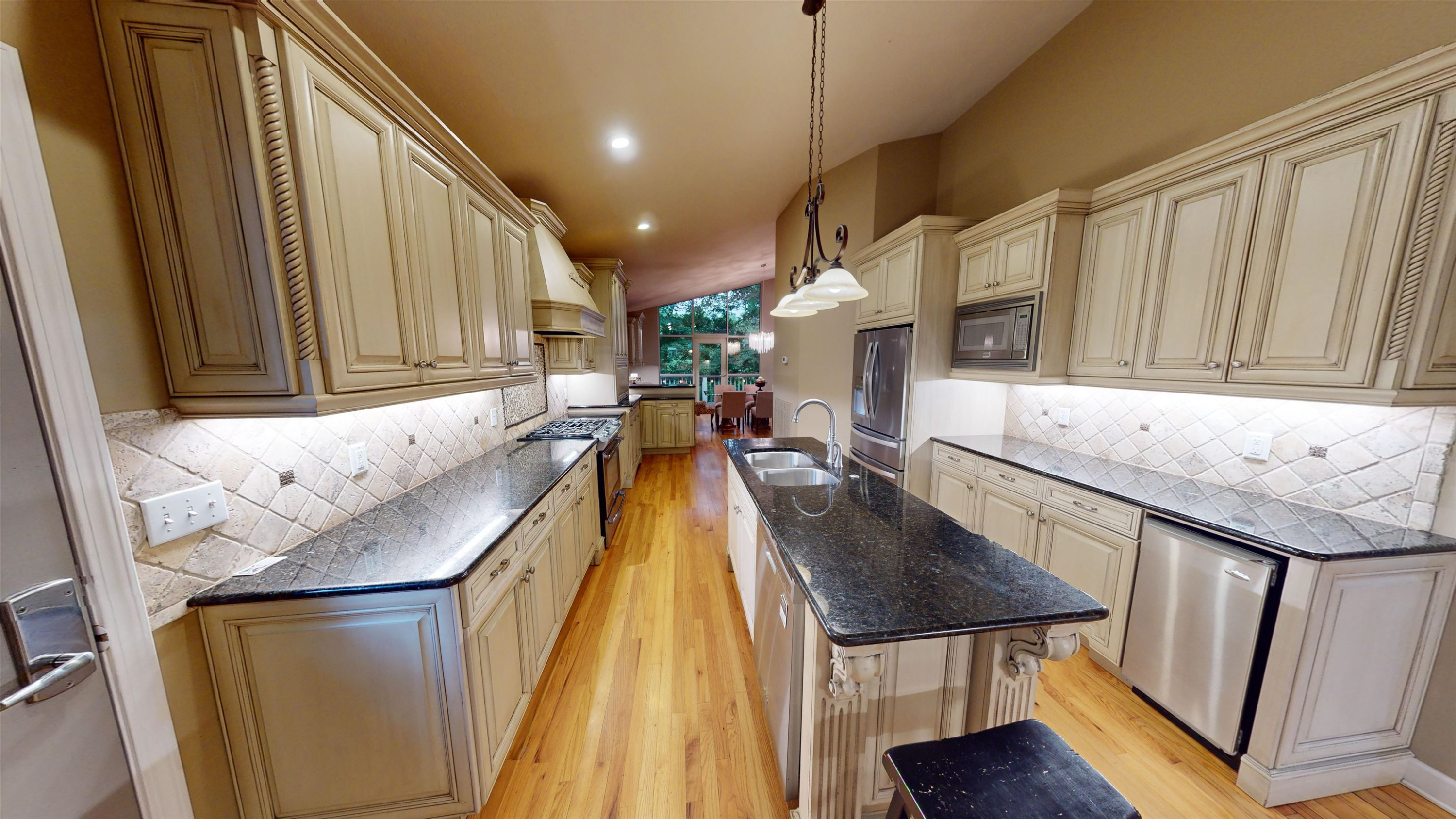 835 Oak Ridge Road