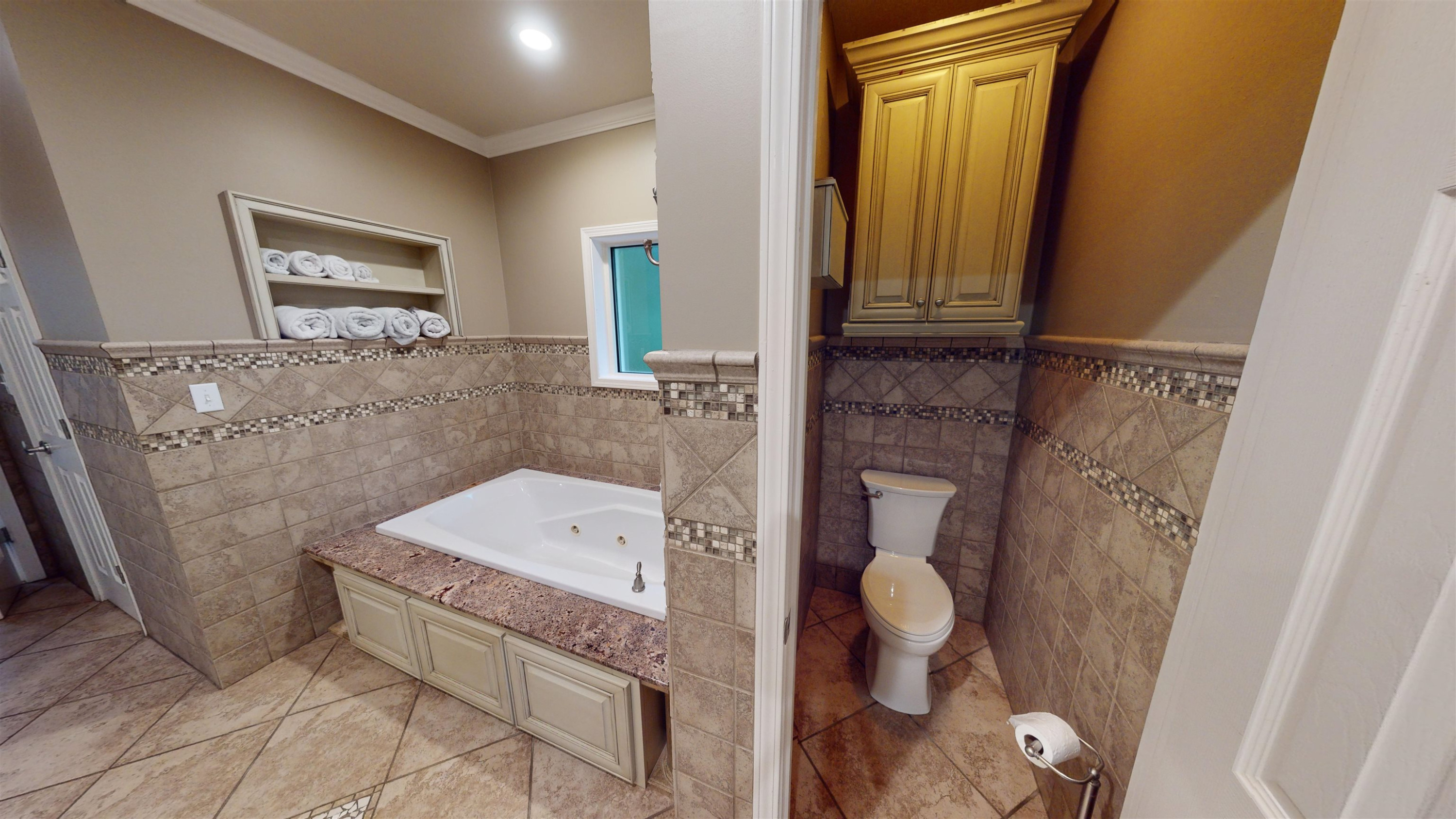 835 Oak Ridge Road