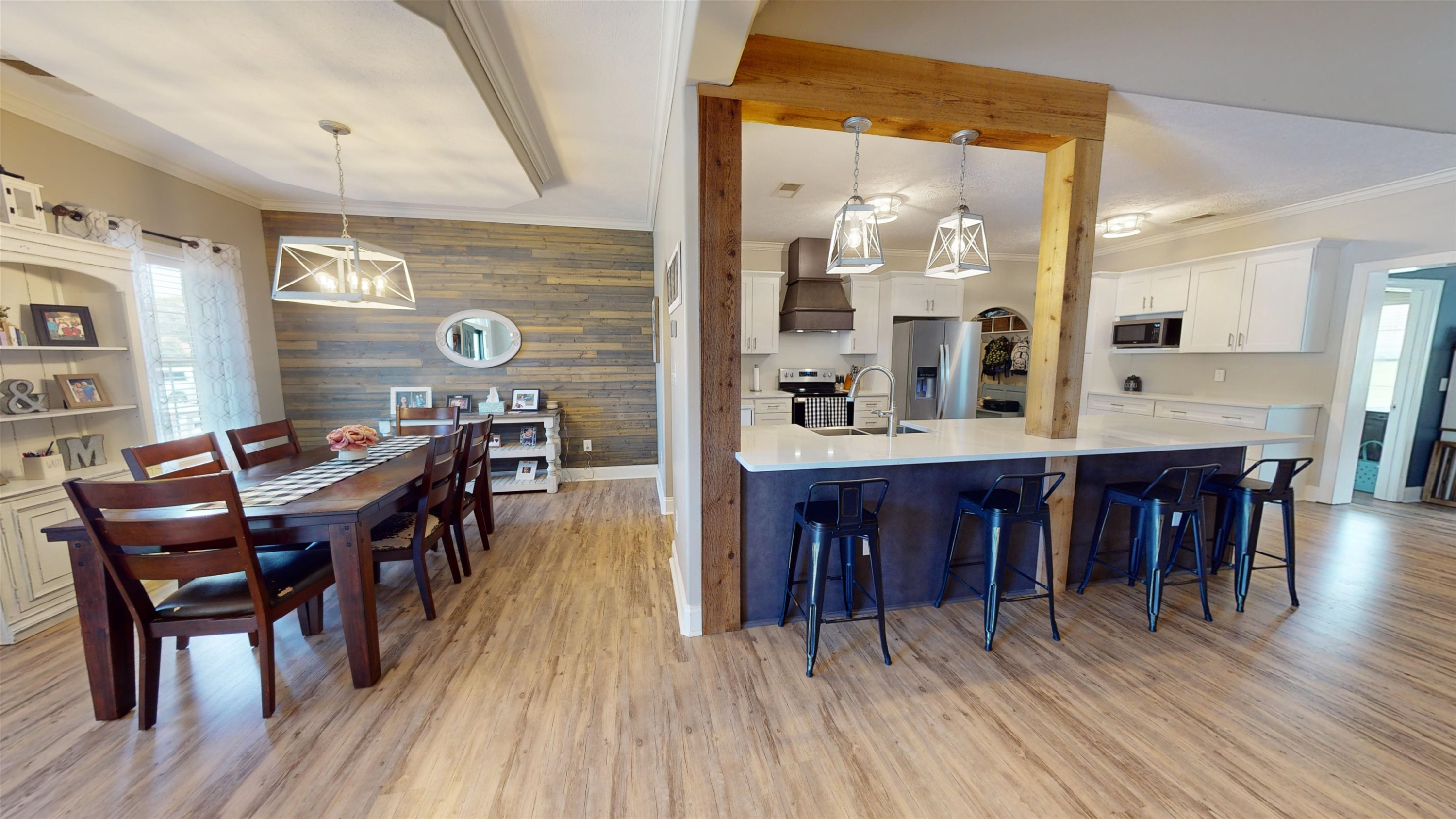 2303 Oakwood Cove