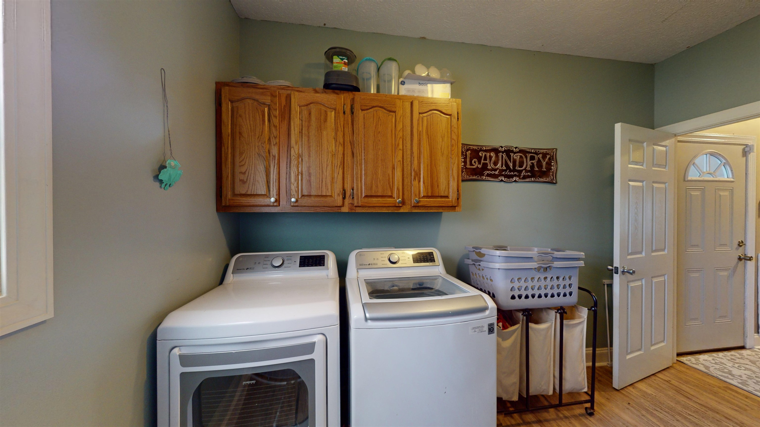 2303 Oakwood Cove