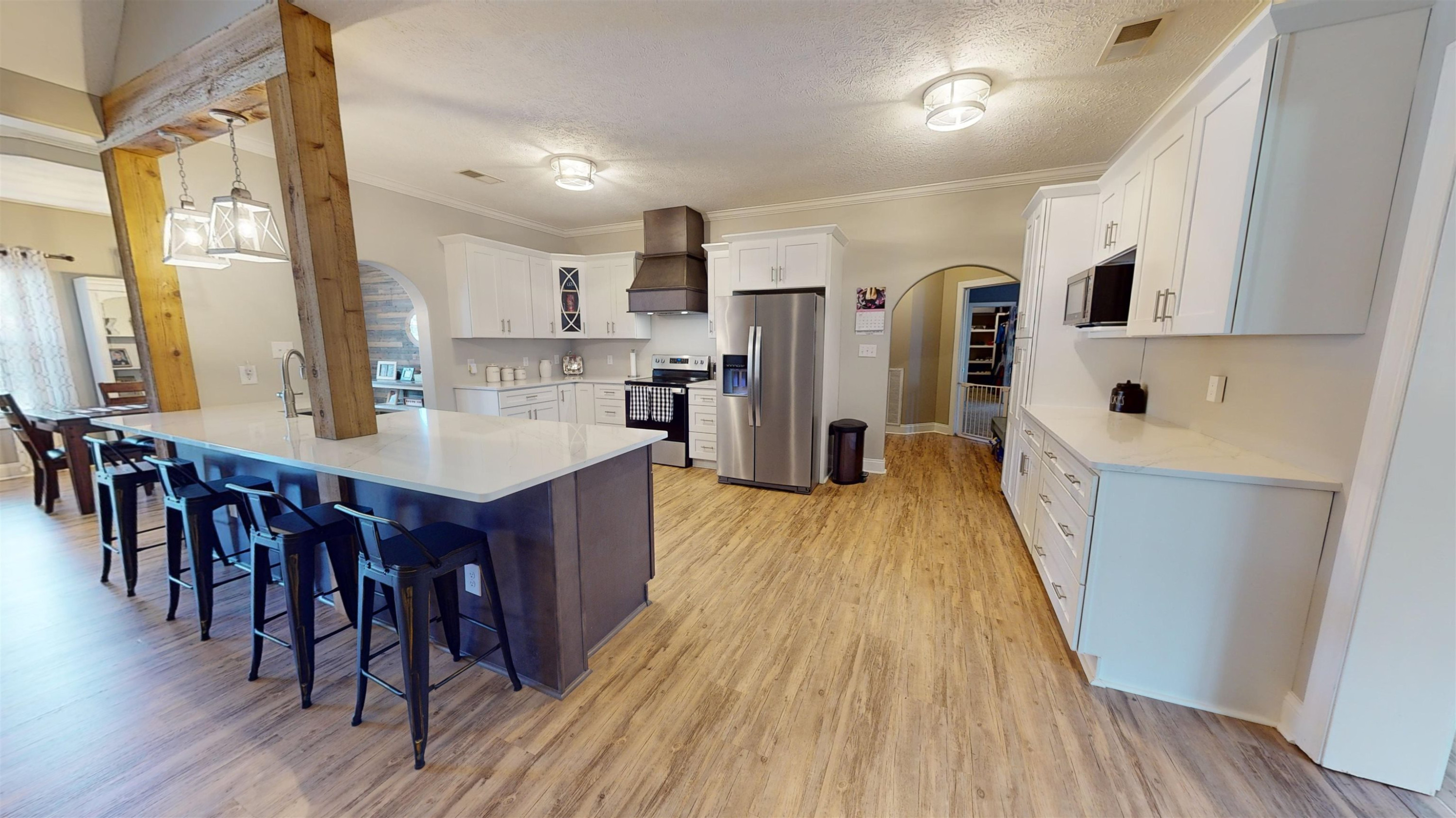 2303 Oakwood Cove