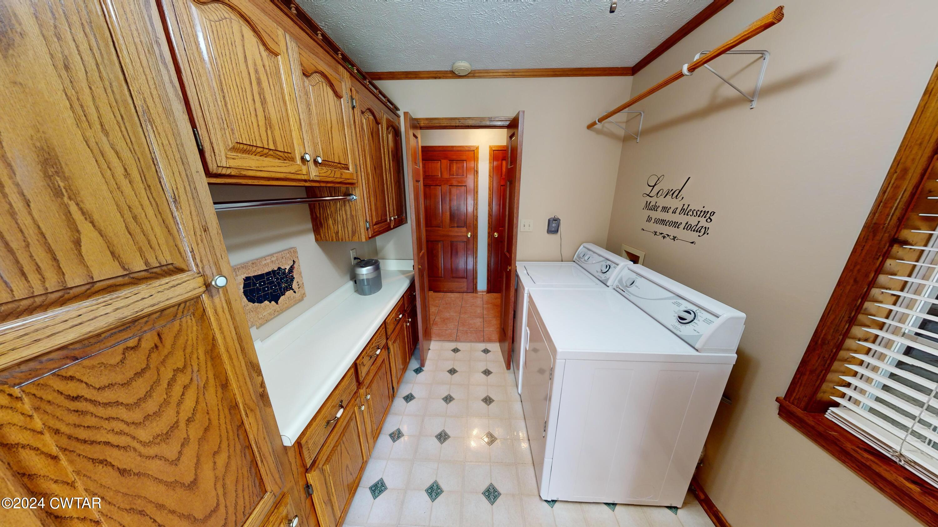 1145 Foxridge Run