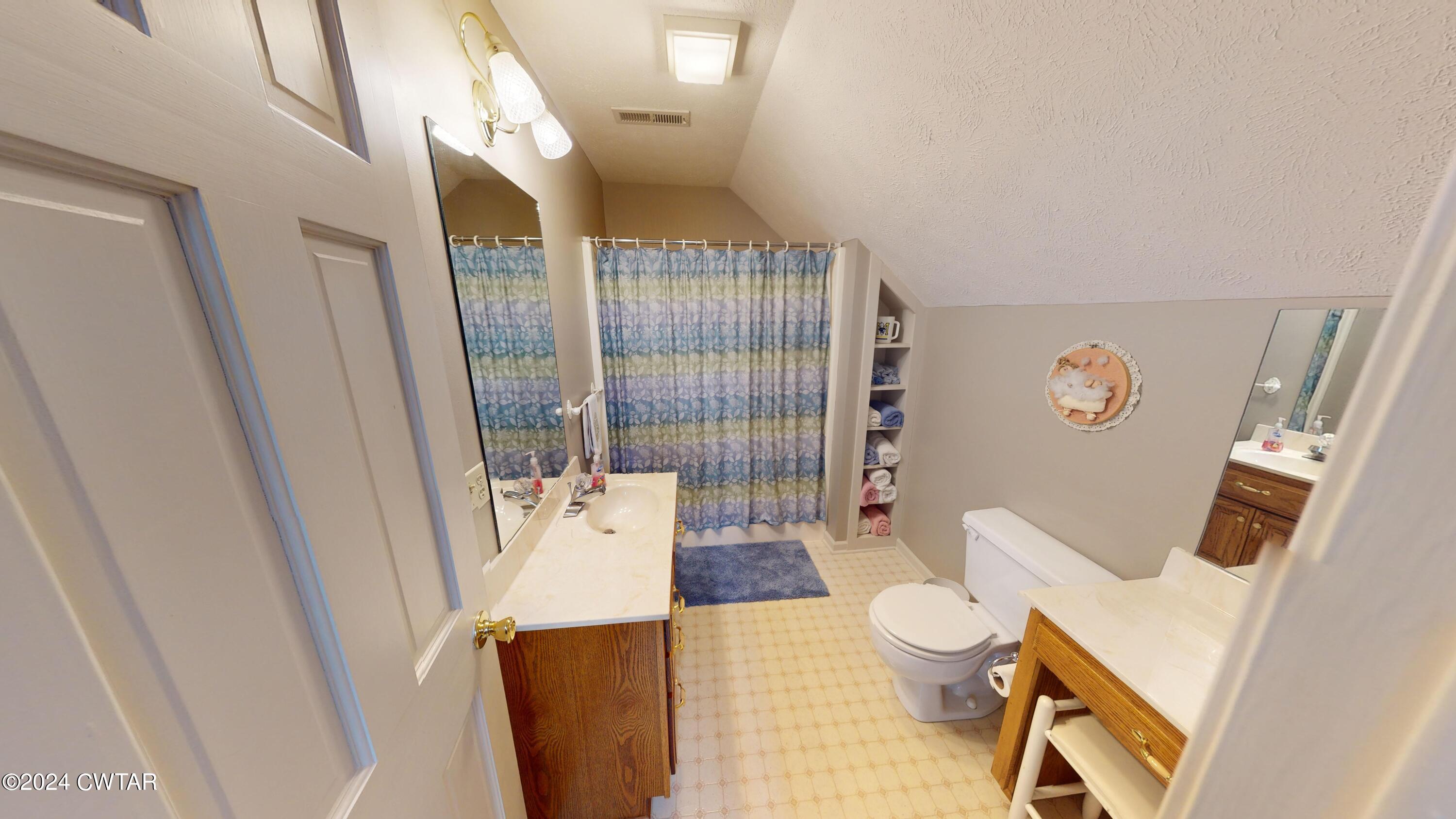 1145 Foxridge Run