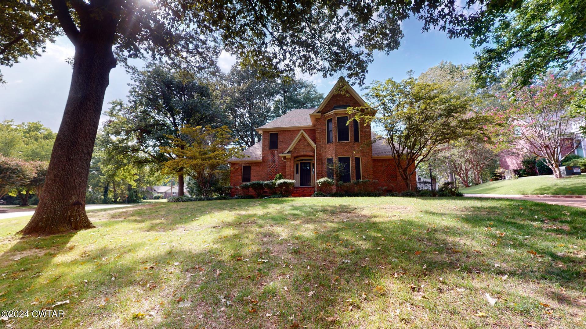 1005 Valley Road