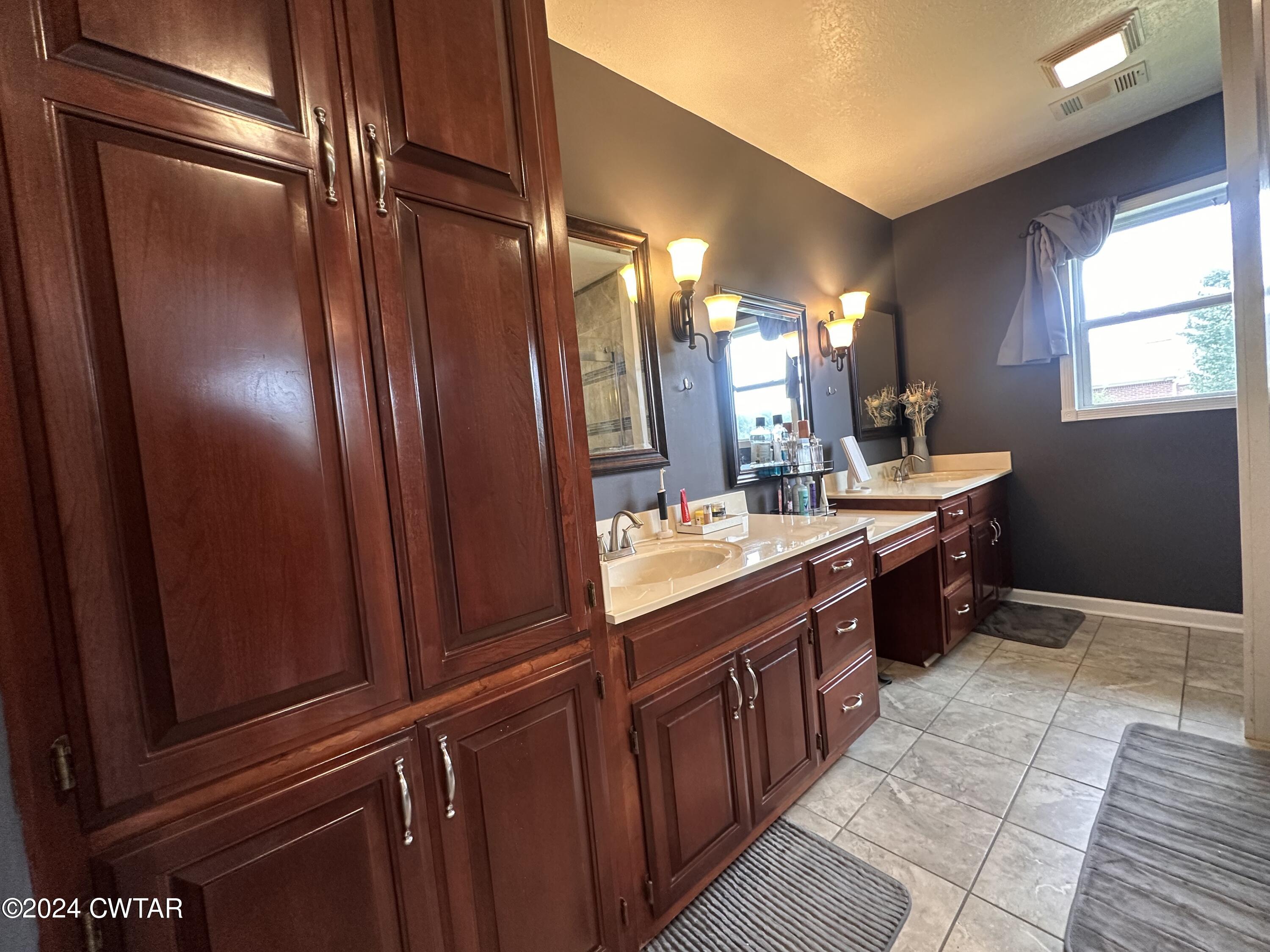 707 Wynridge