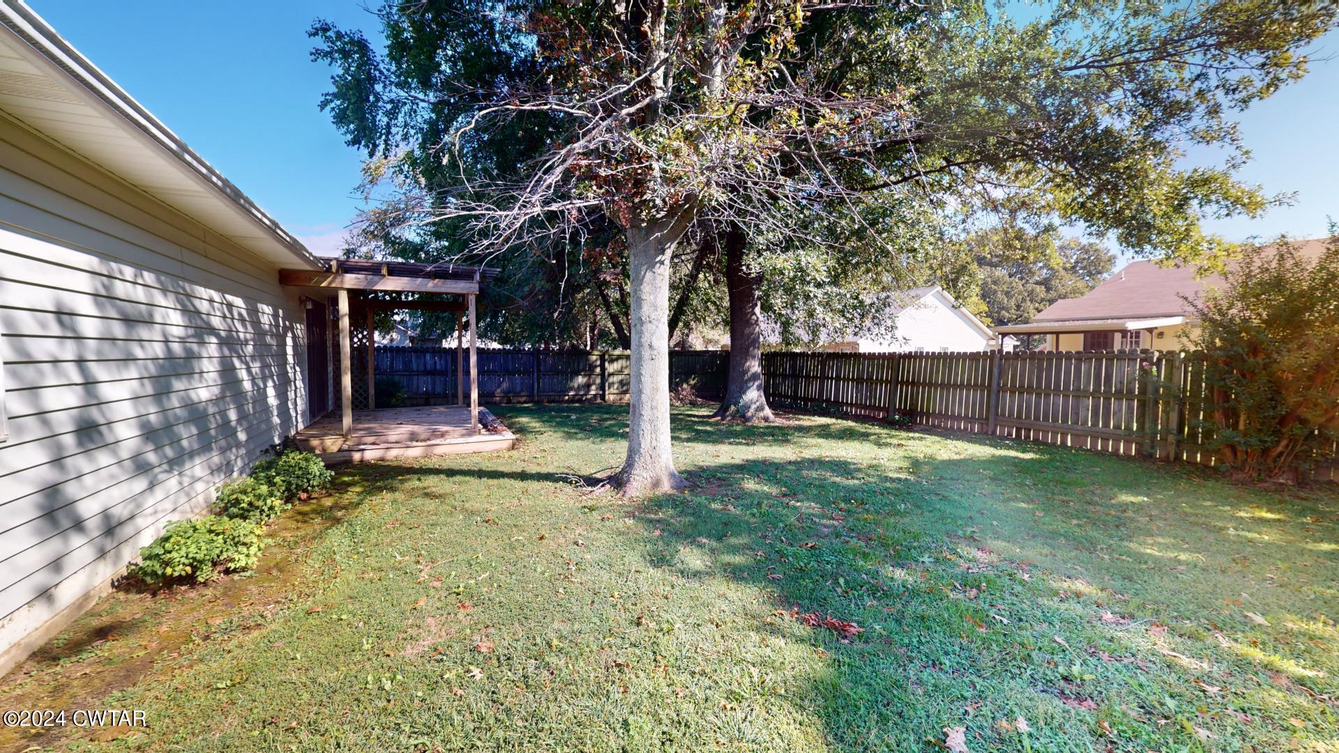 2180 Oakview Avenue