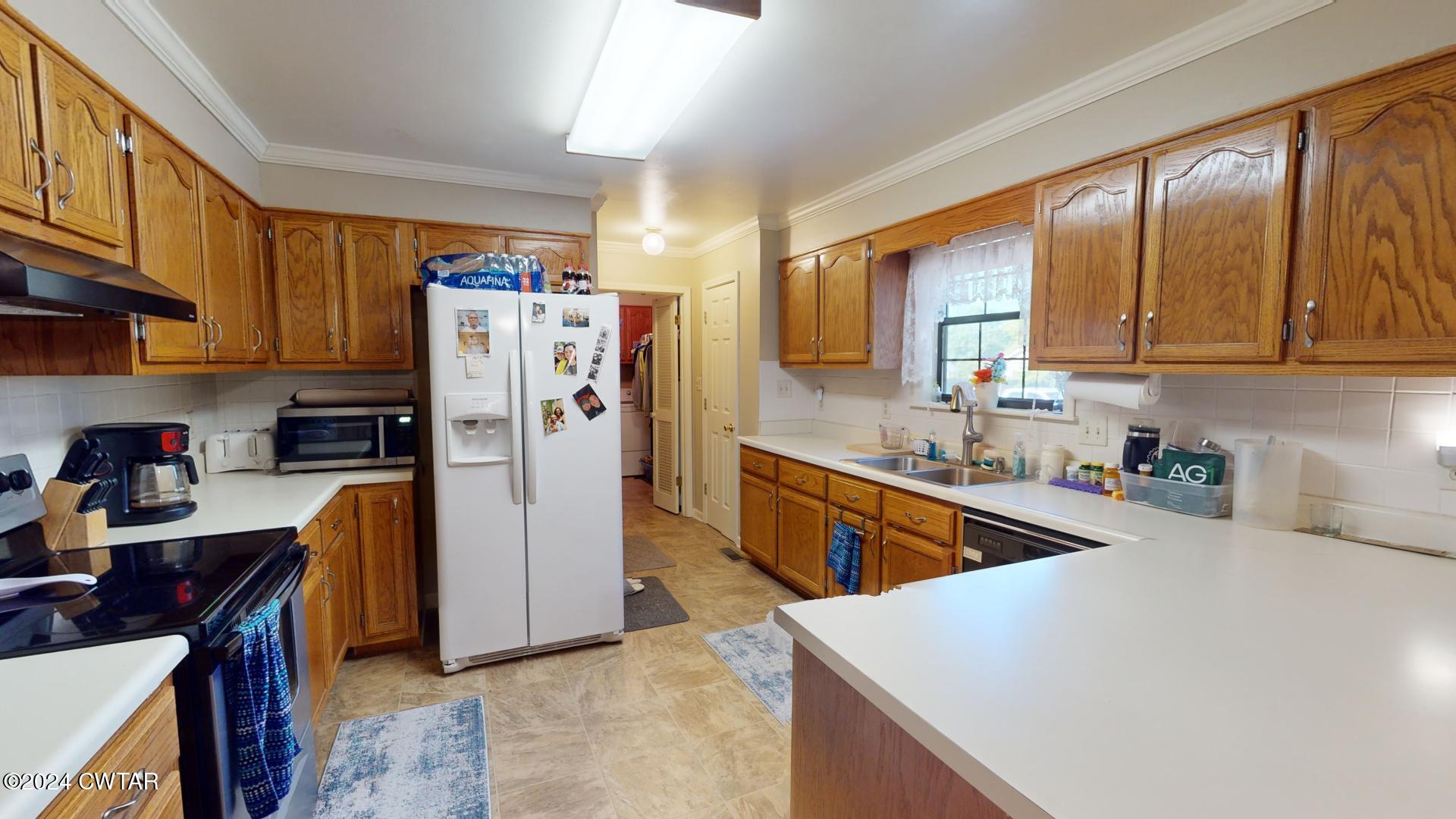 2875 Clifton