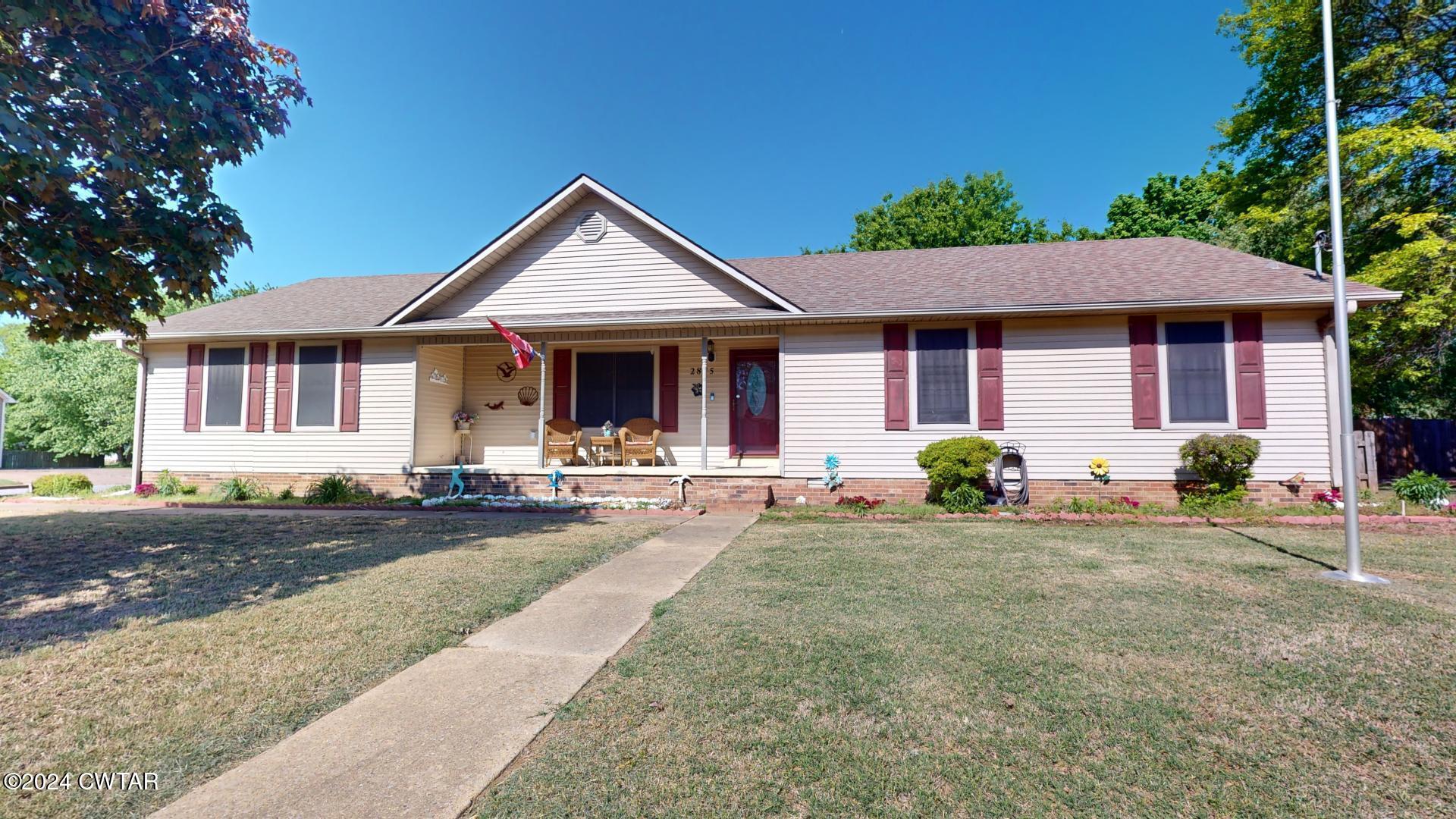 2875 Clifton