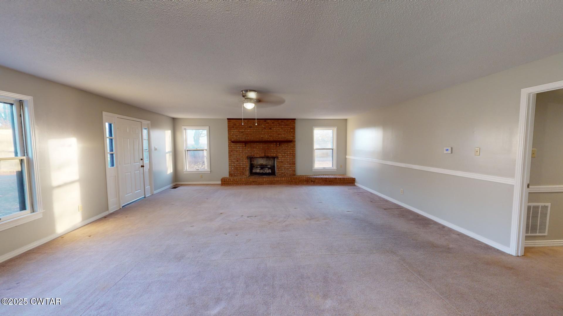 2668 Highway 210 N