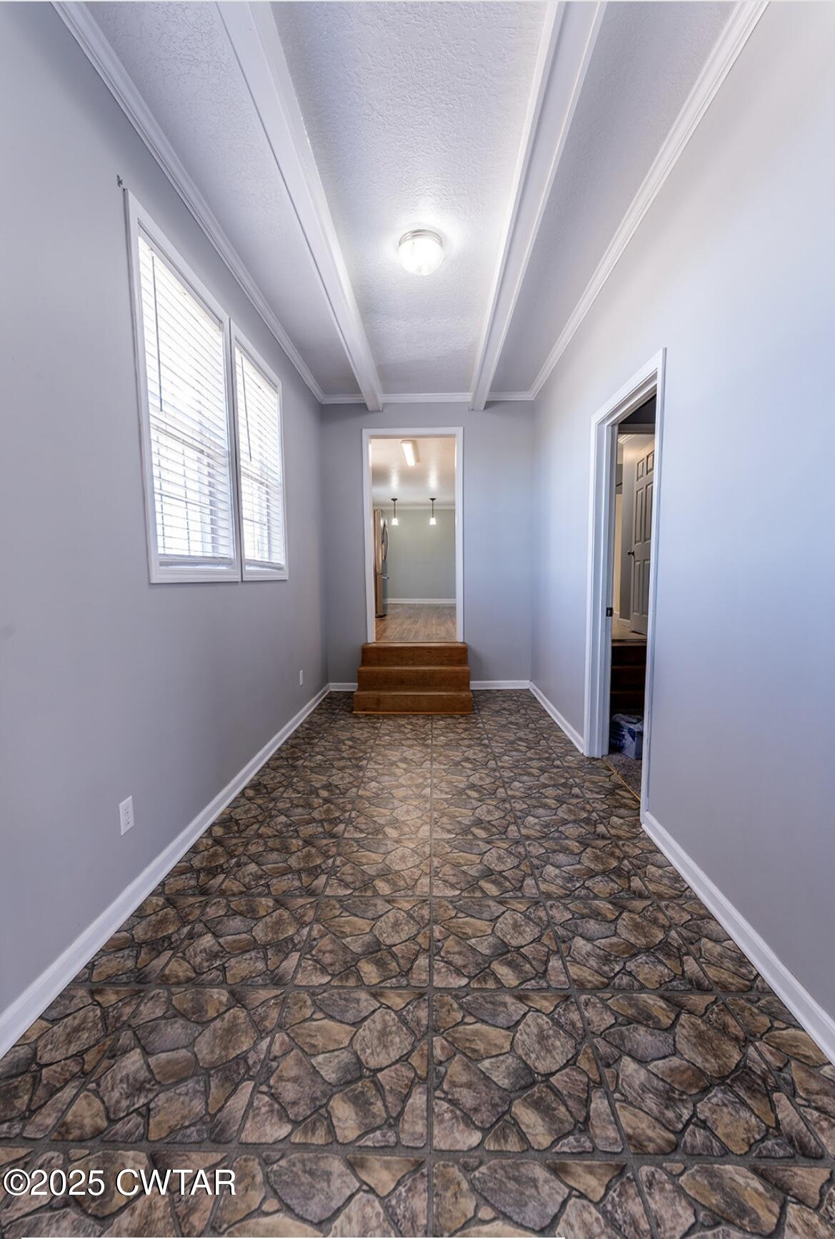 23 Tom Austin Road