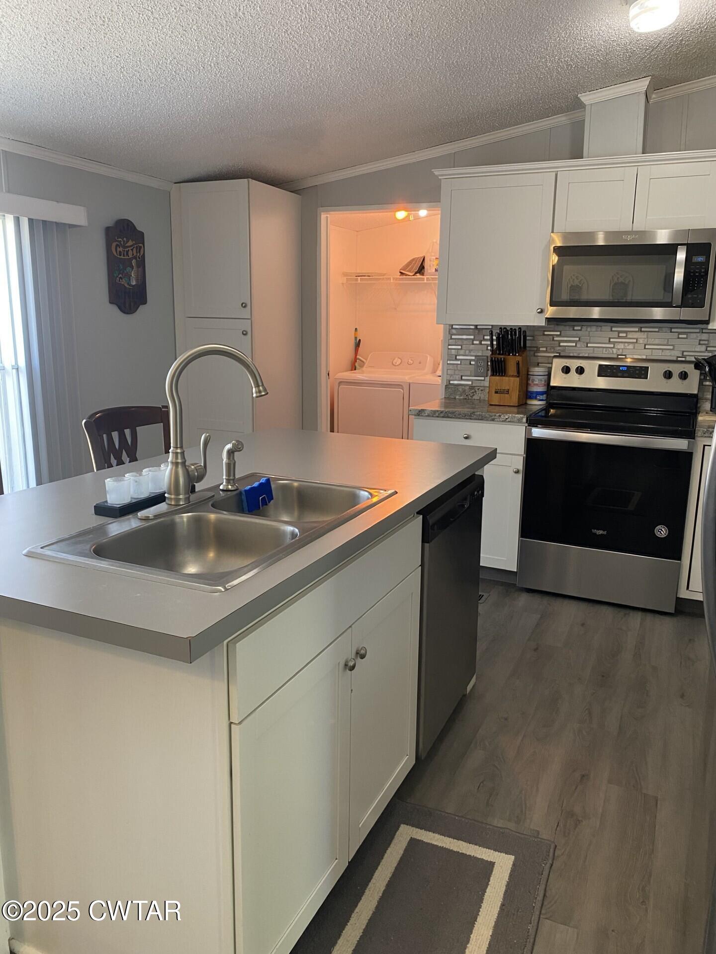 224 Kimberly Cove