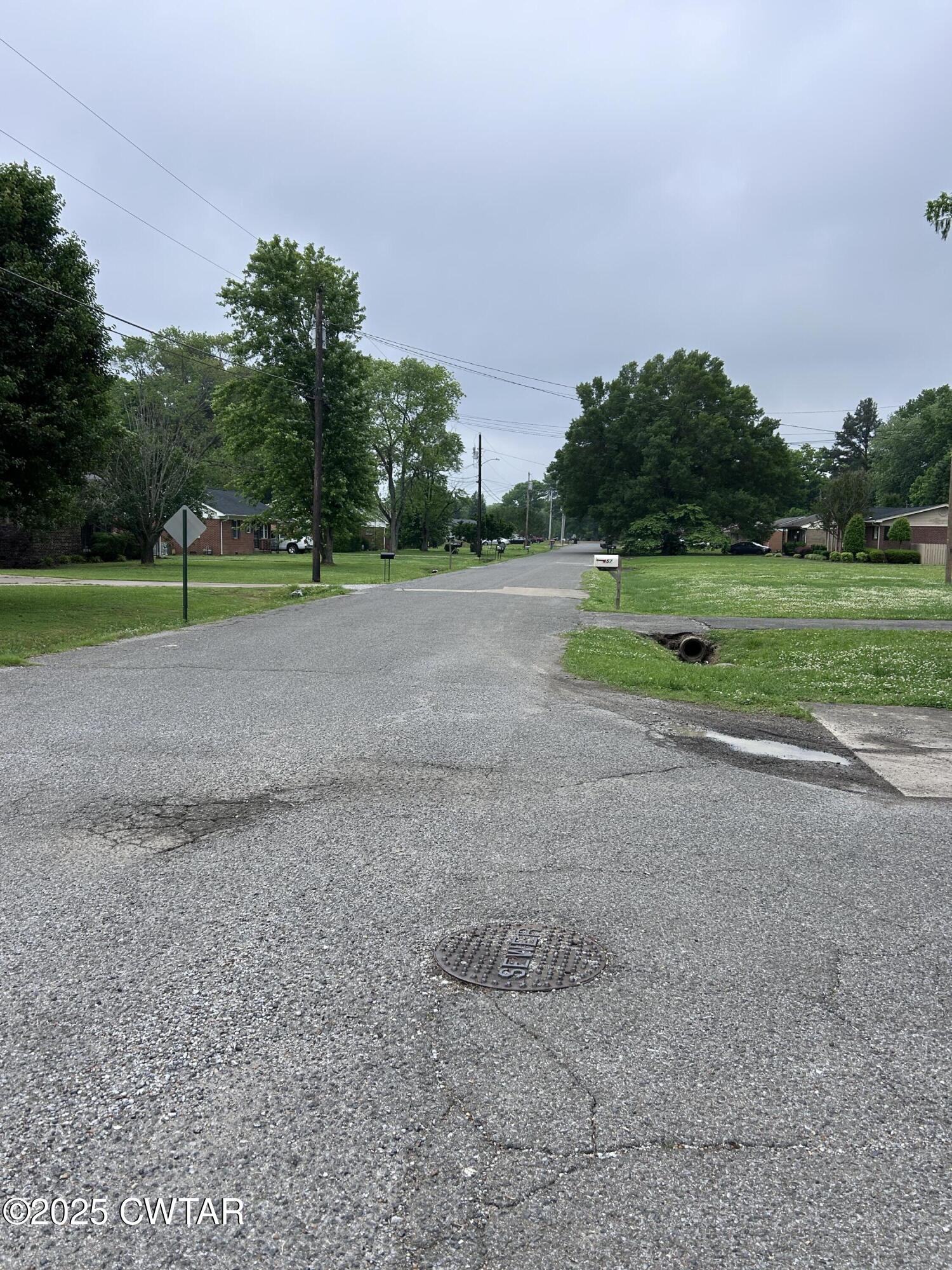 201 Eastlawn Drive, # 201-203