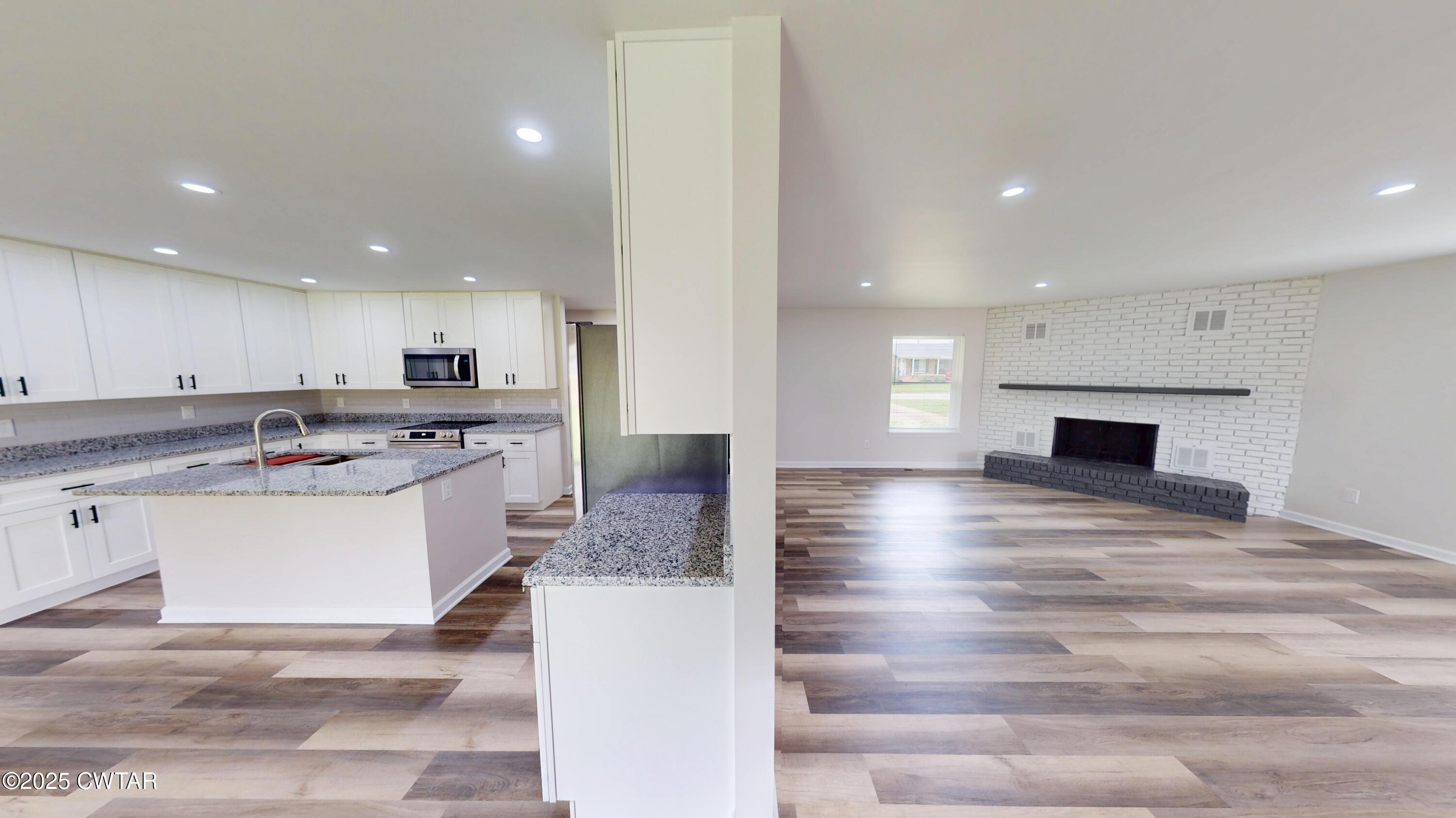 713 Jamestown Road