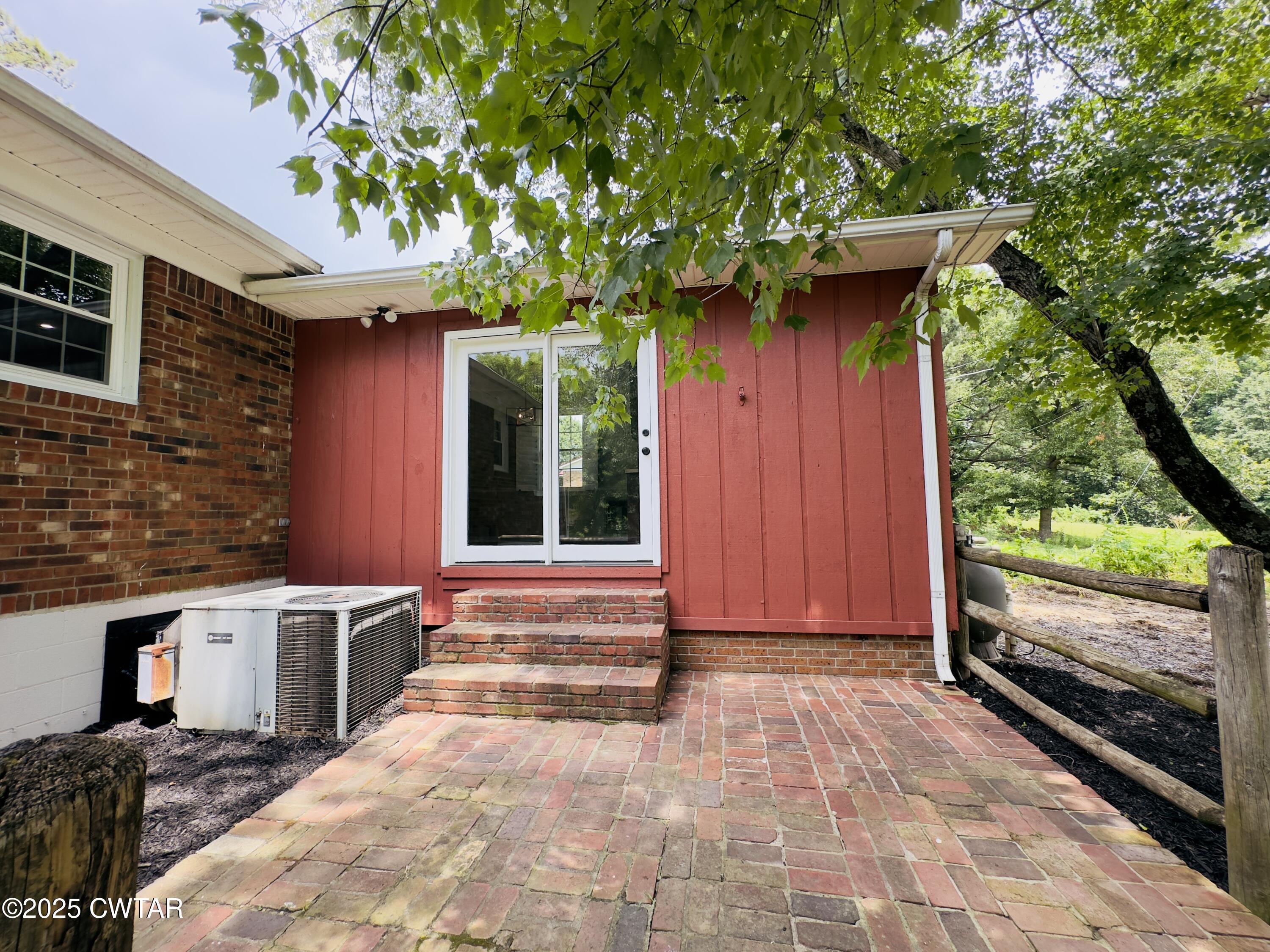 10756 N US-51