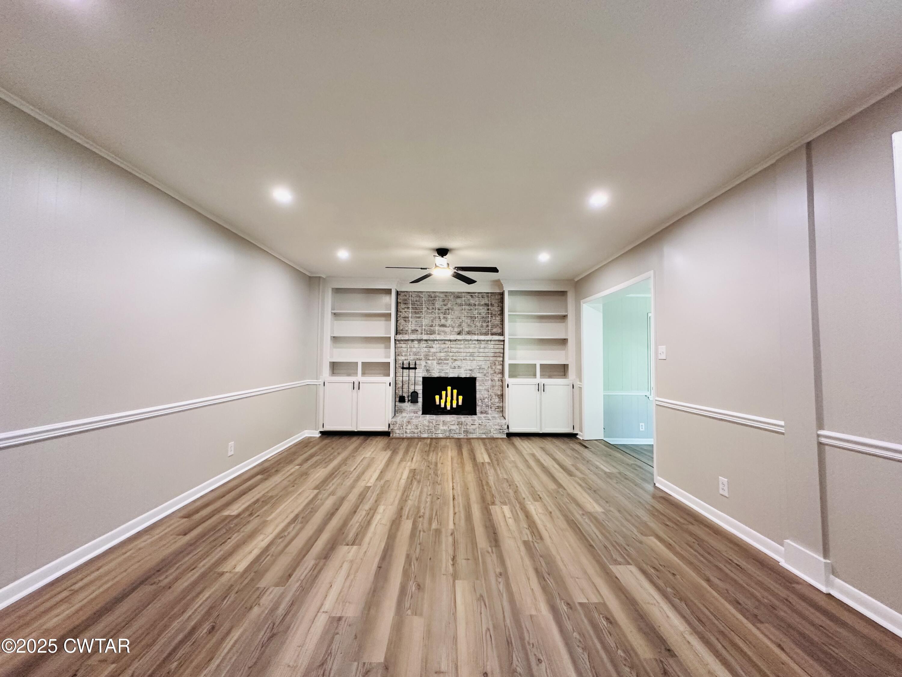 10756 N US-51