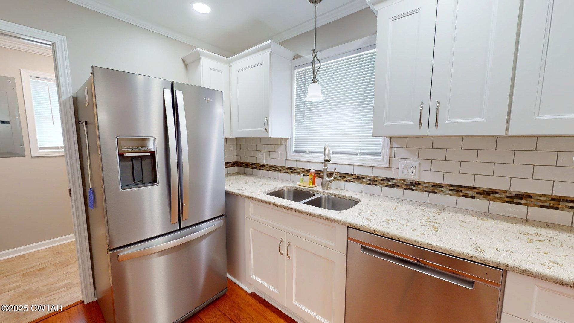 83 Fort Hudson Drive
