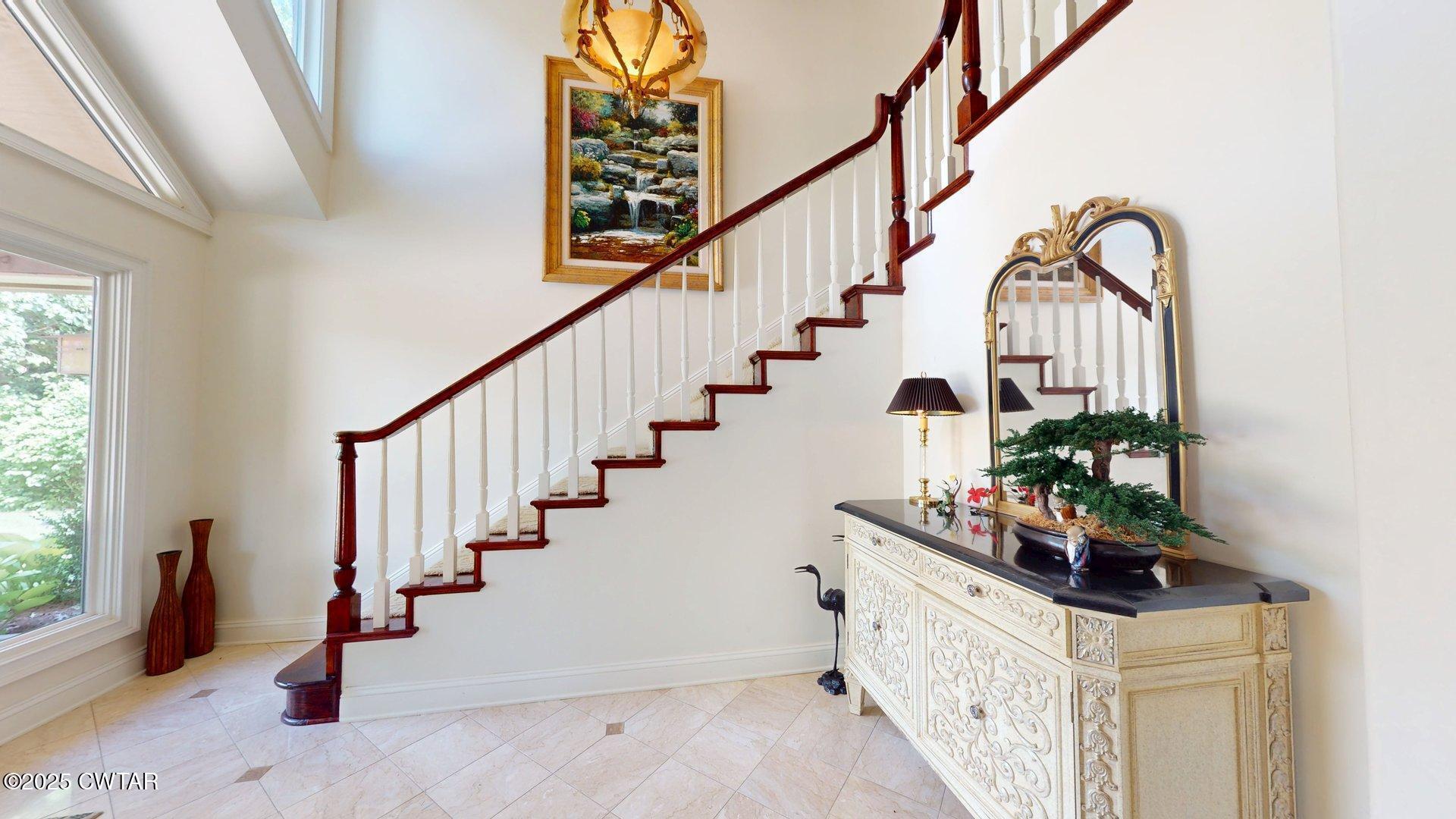 322 Flora Circle