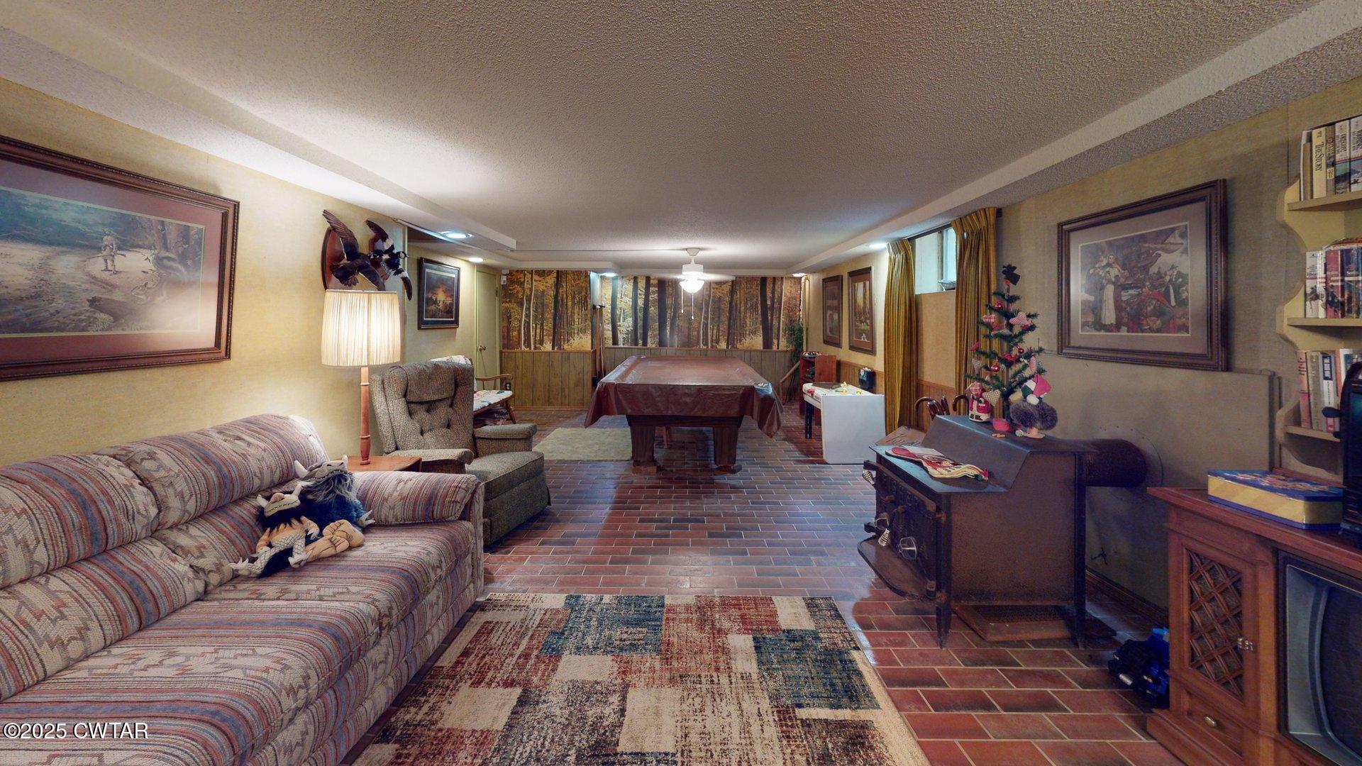 322 Flora Circle