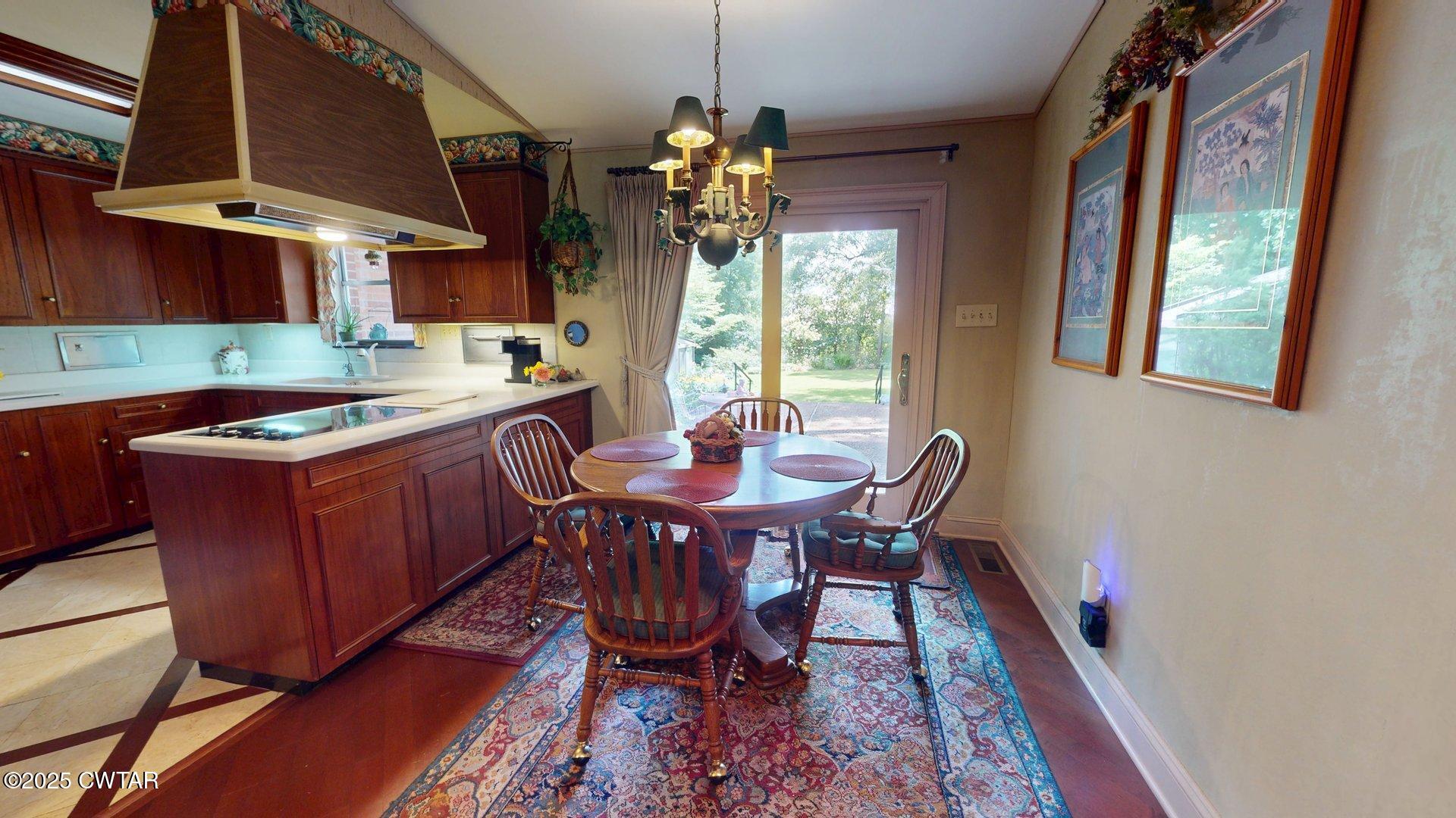 322 Flora Circle